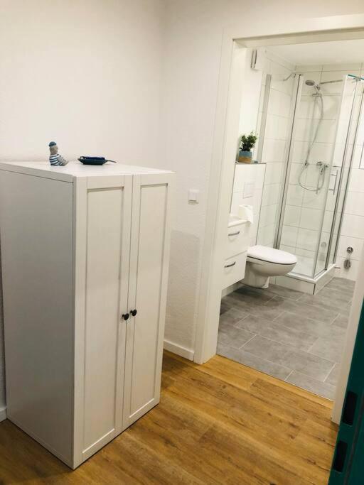 Zentrale Studio Wohnung in Emden
