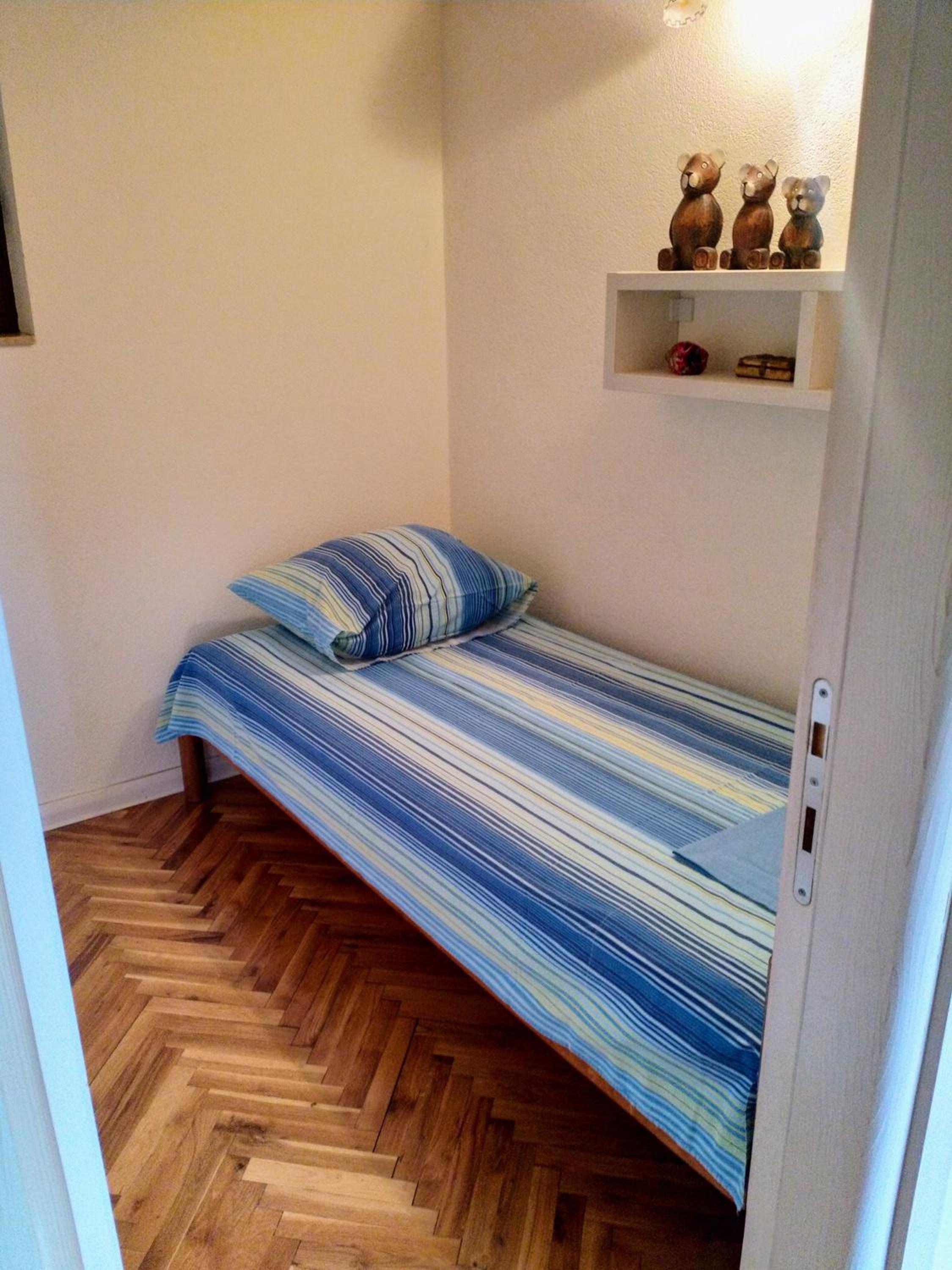 Photo 37