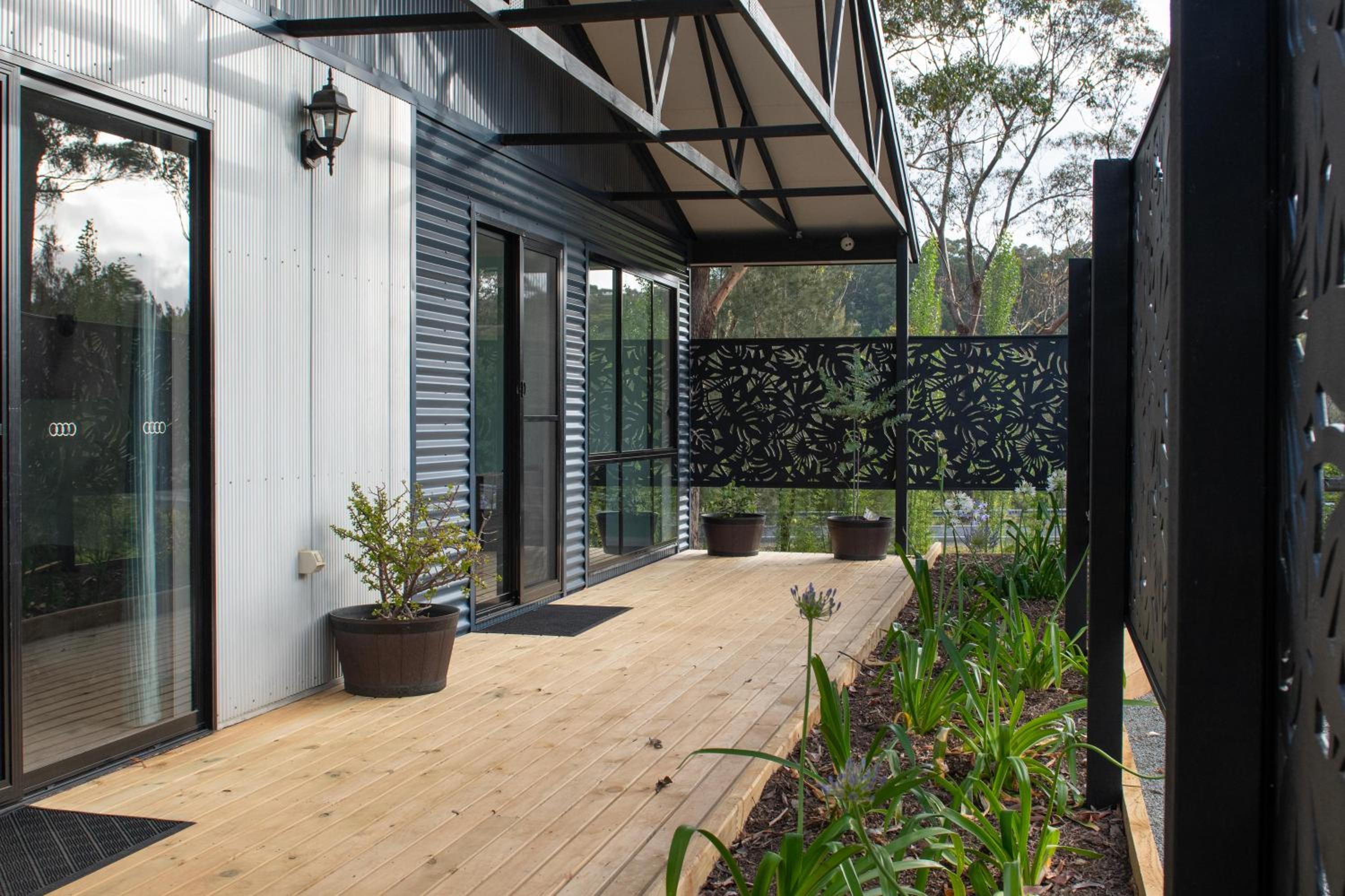2 Bedroom Studio - Korindi BnB - Batemans Bay Area