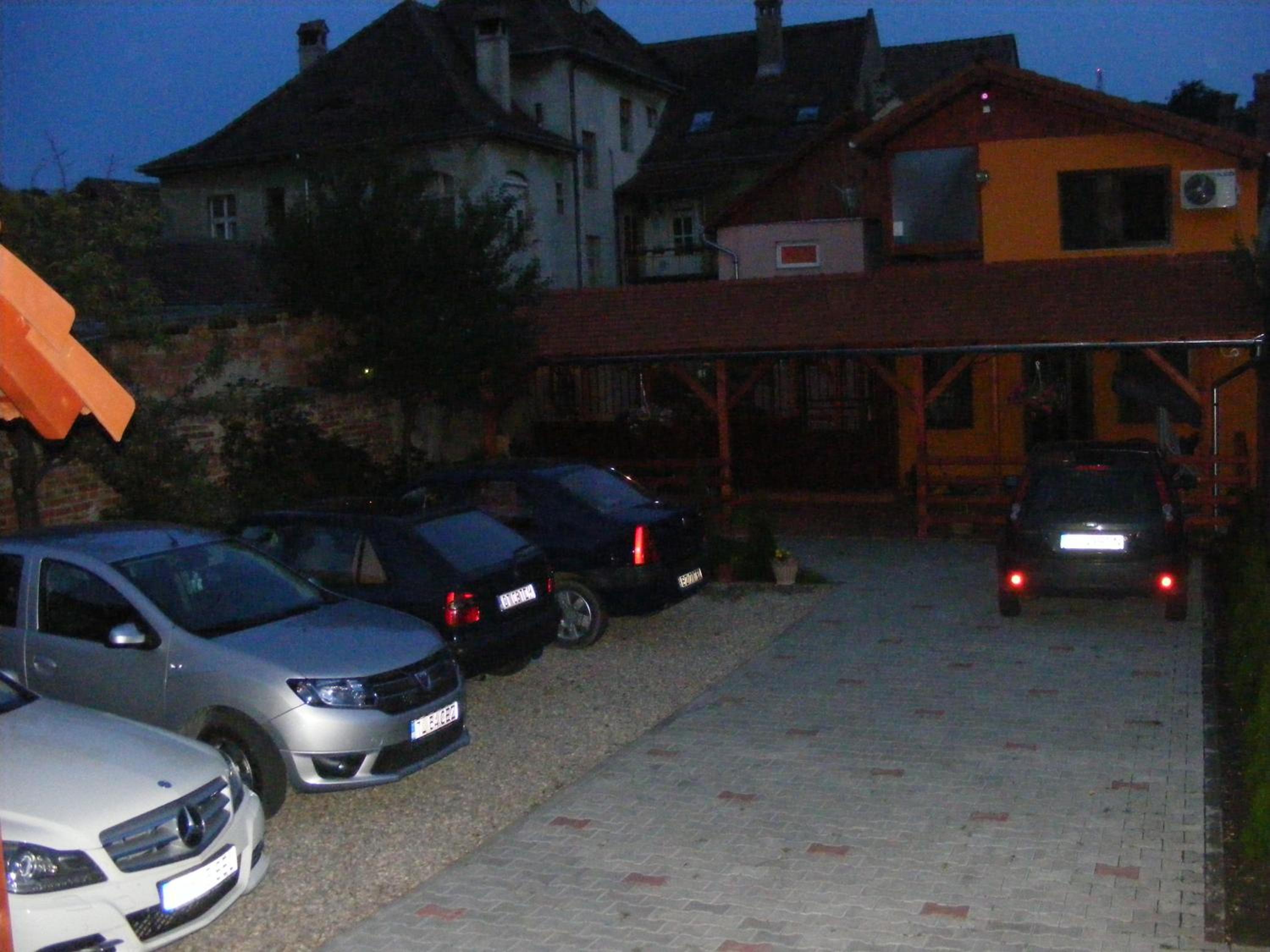 Photo 30
