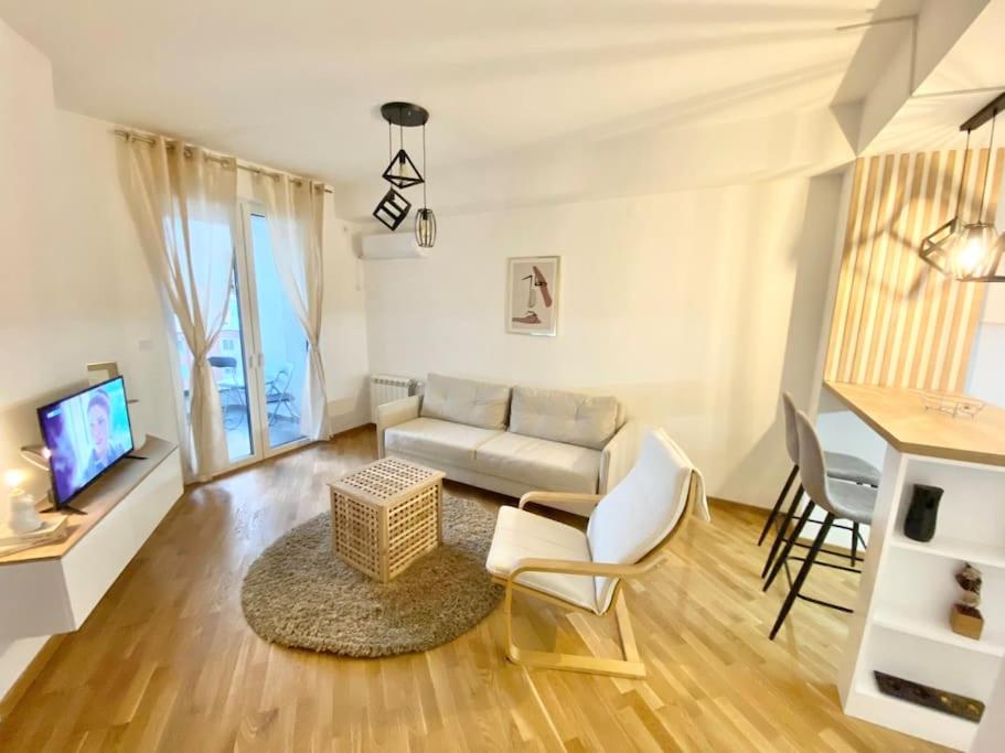 Bright Scandi Apartment view 5
