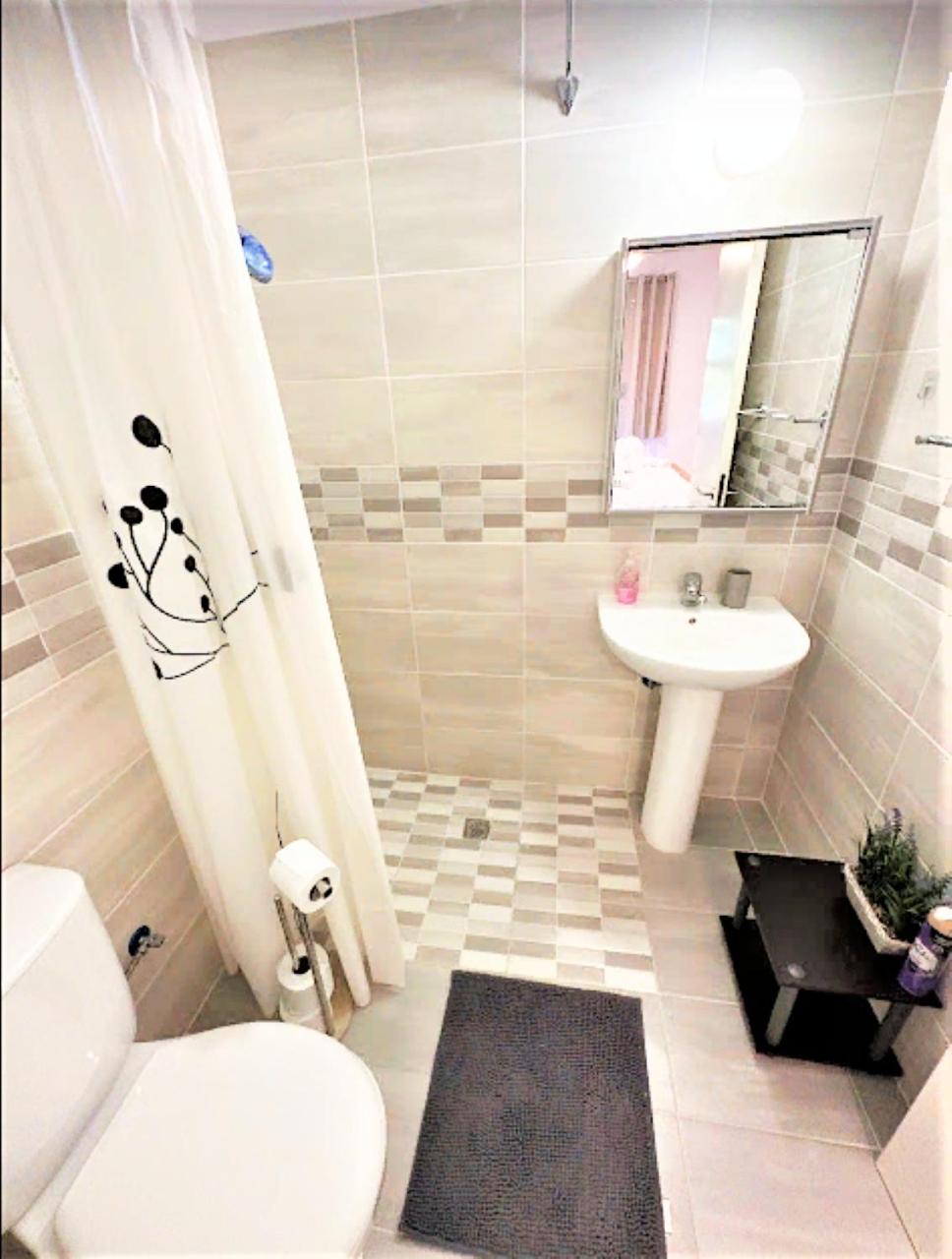 H&O Limnaria Elegance Pool View Apartment