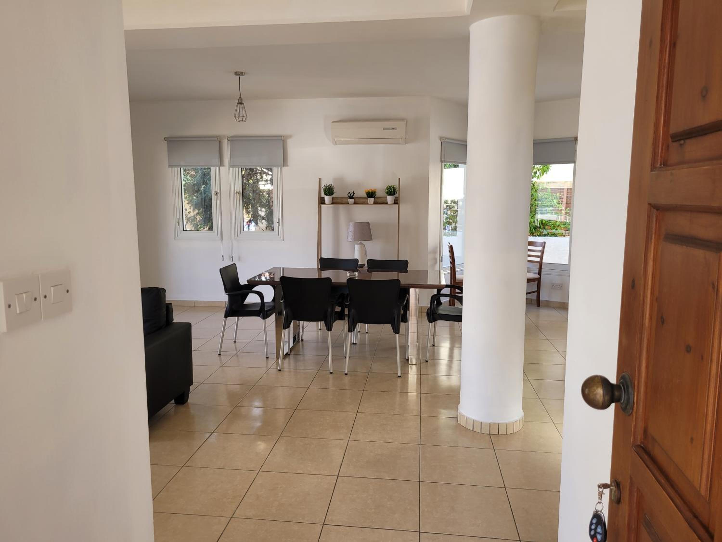 ELeAN VILLA