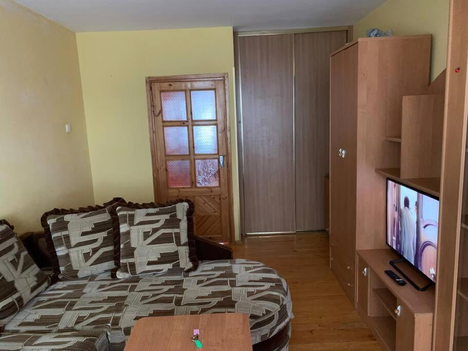 Minties Street big apartment view 2