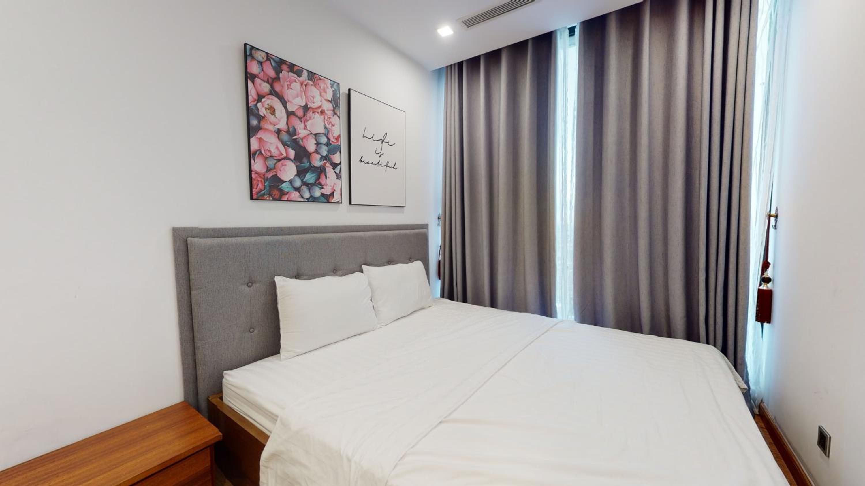 Vincom Center Metropolis 304 Kim Mã Ba Đình Hà Nội