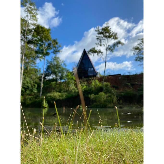 A-Frame, Rio Celeste in premises and close to park
