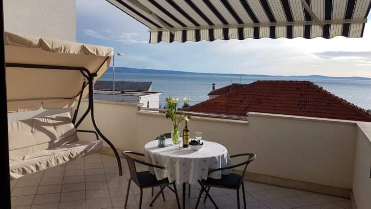 Apartments Dinko Podstrana