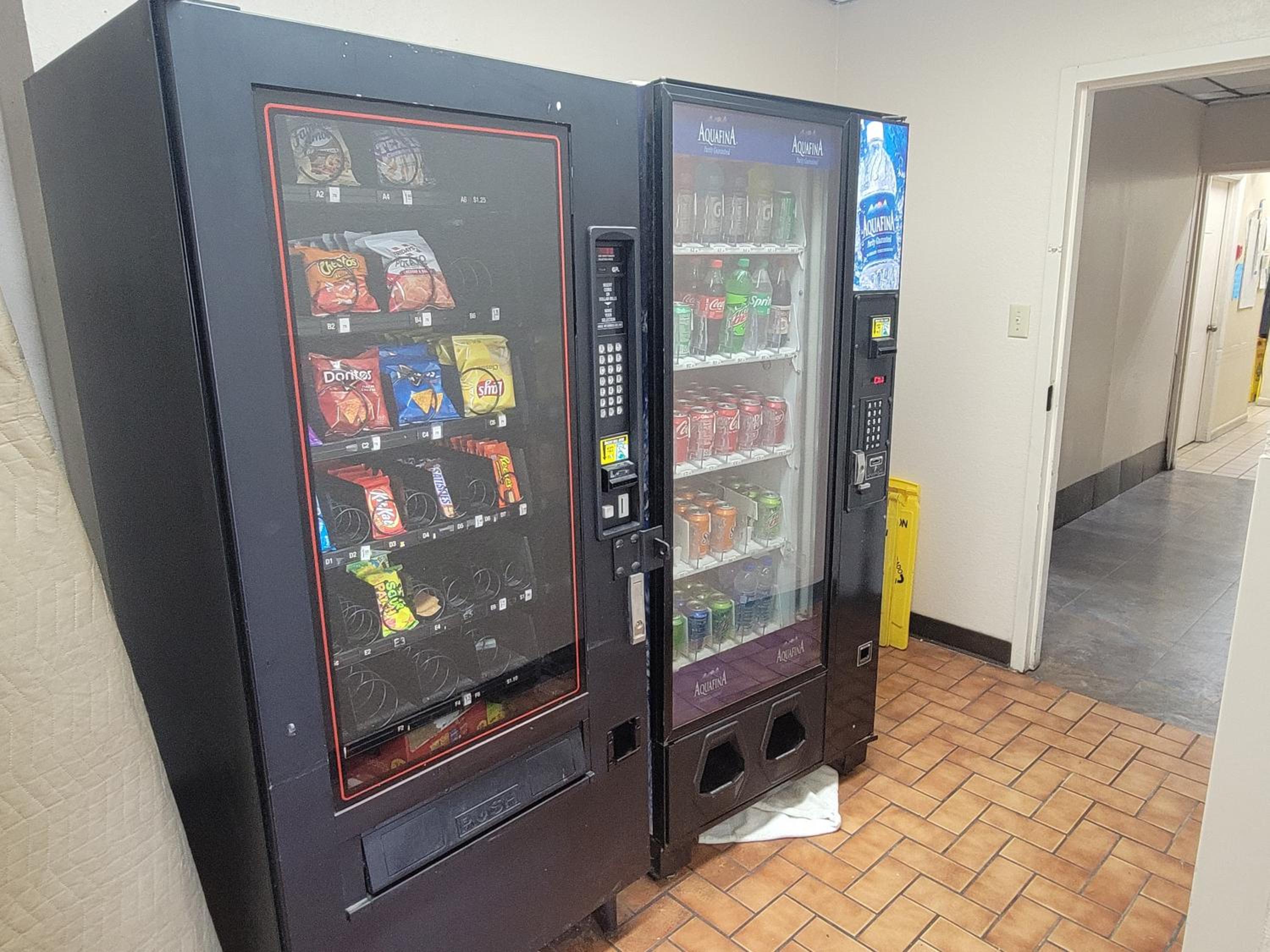 Decatur Vacations - Studio 9 Inn  Suites - Property Image 17