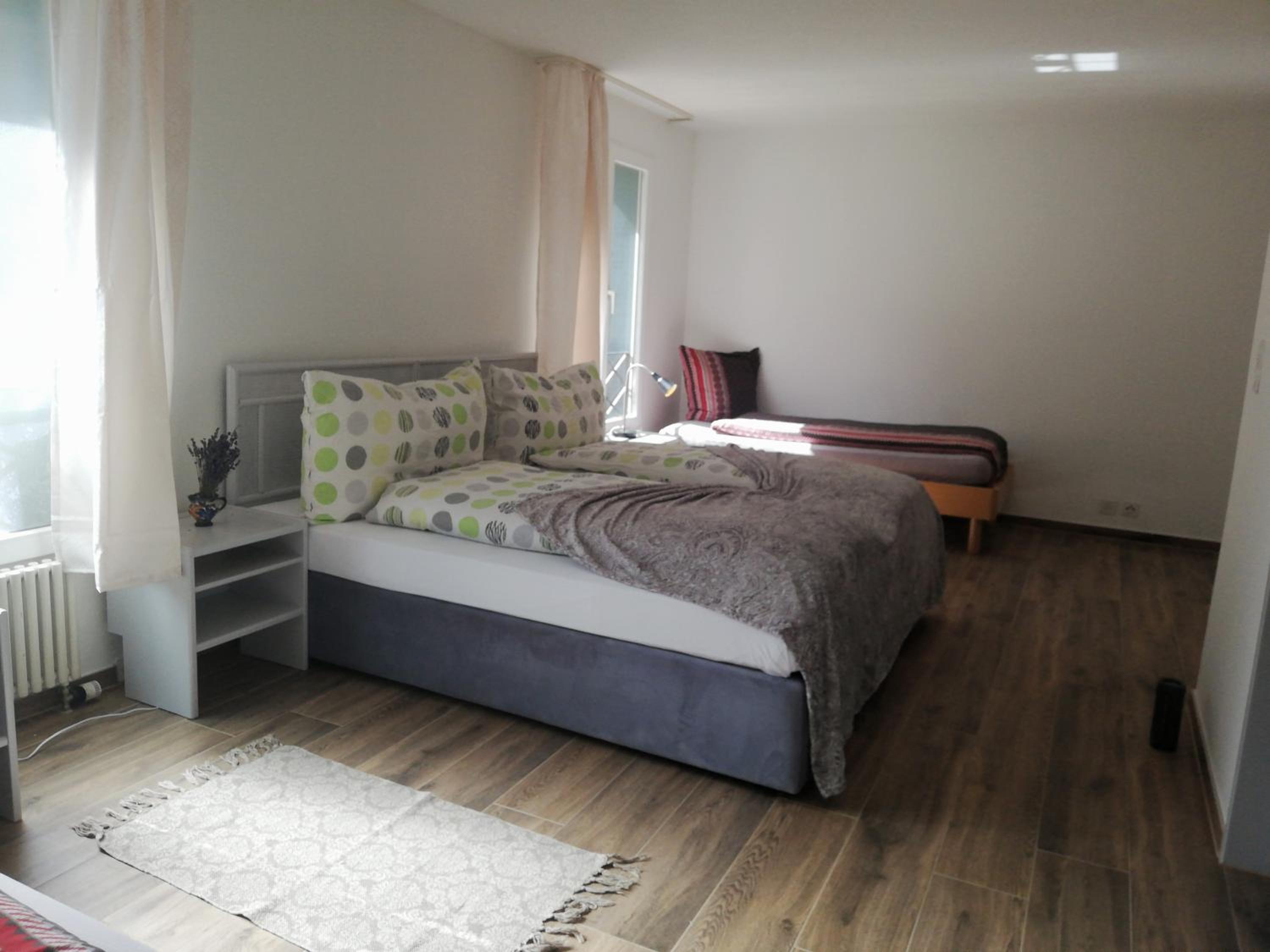 Family room by Interlaken Parking