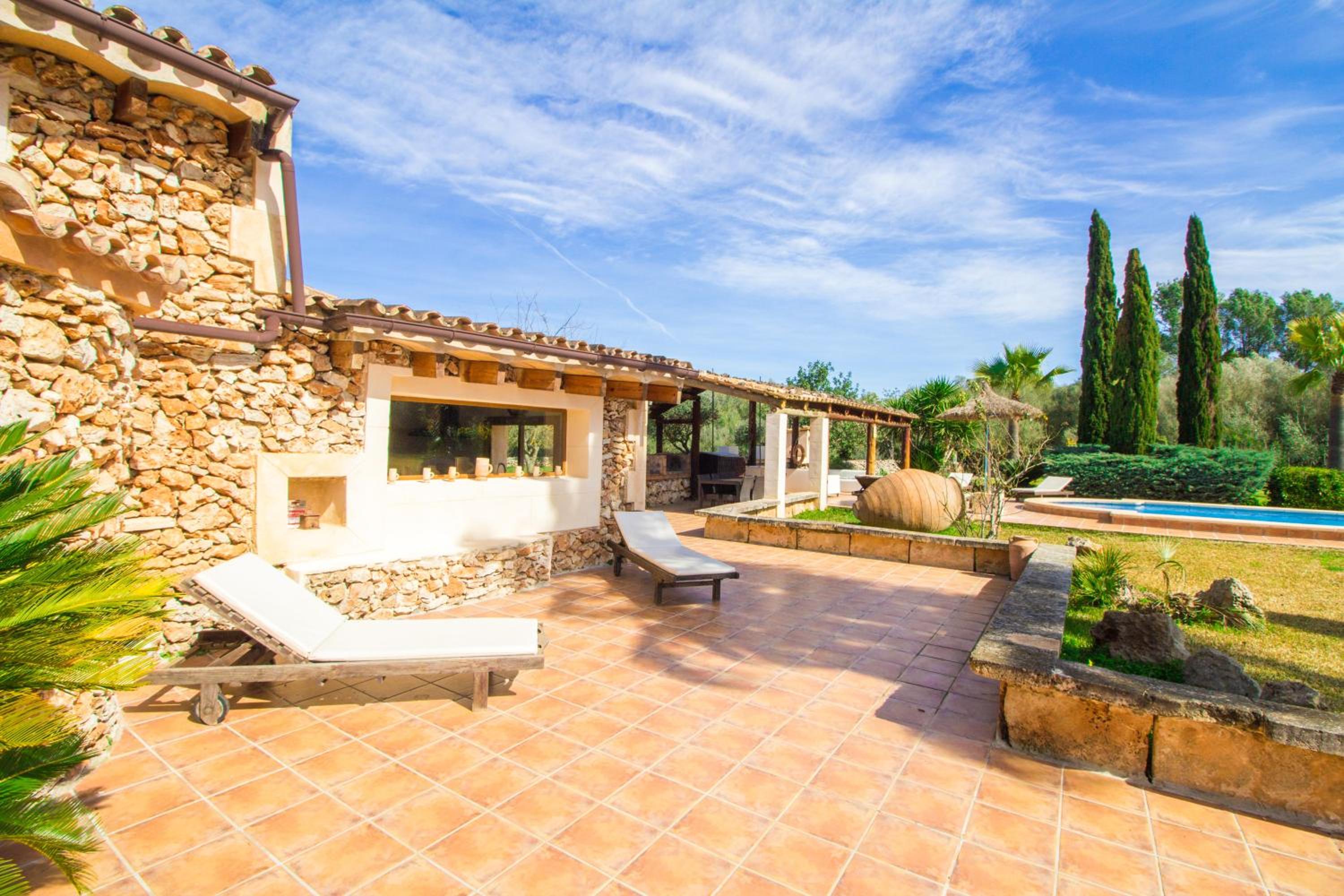 Incredible villa with wonderful exteriors