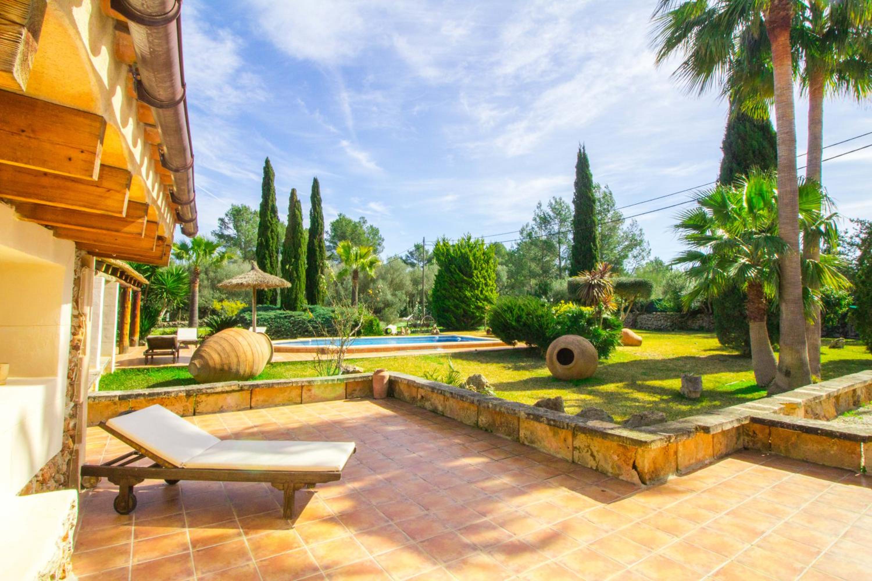 Incredible villa with wonderful exteriors