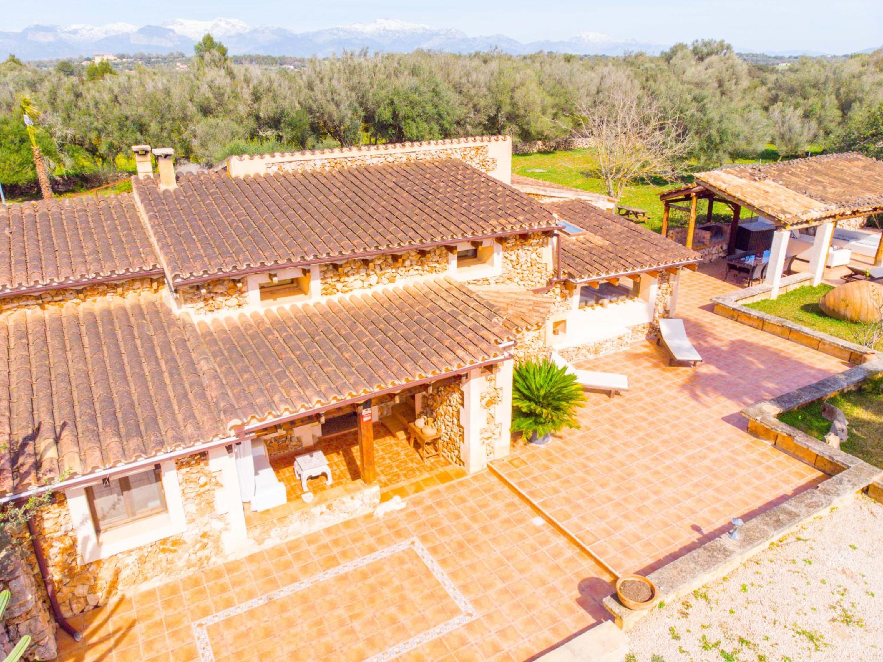 Incredible villa with wonderful exteriors