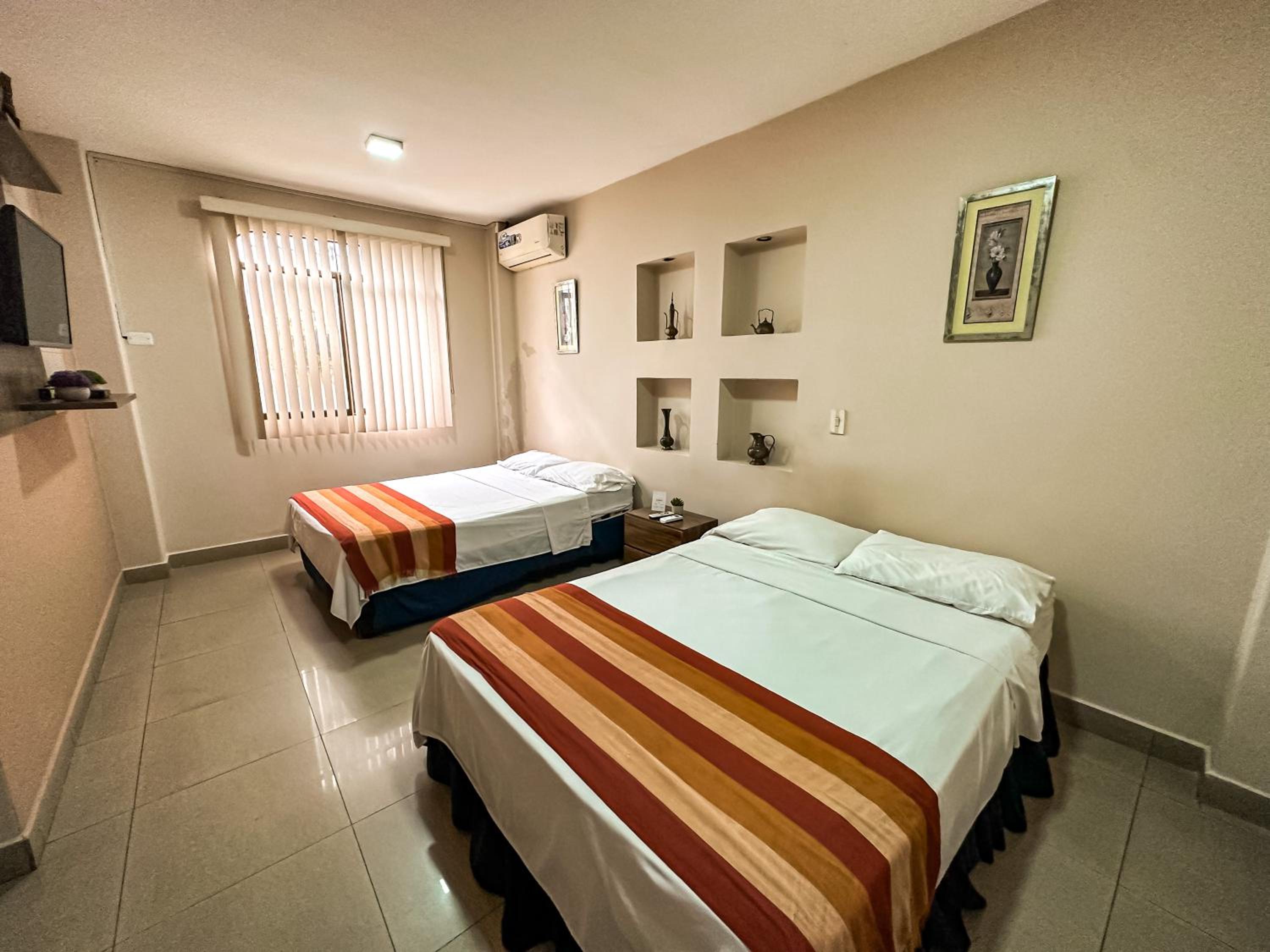 El Patio Suites