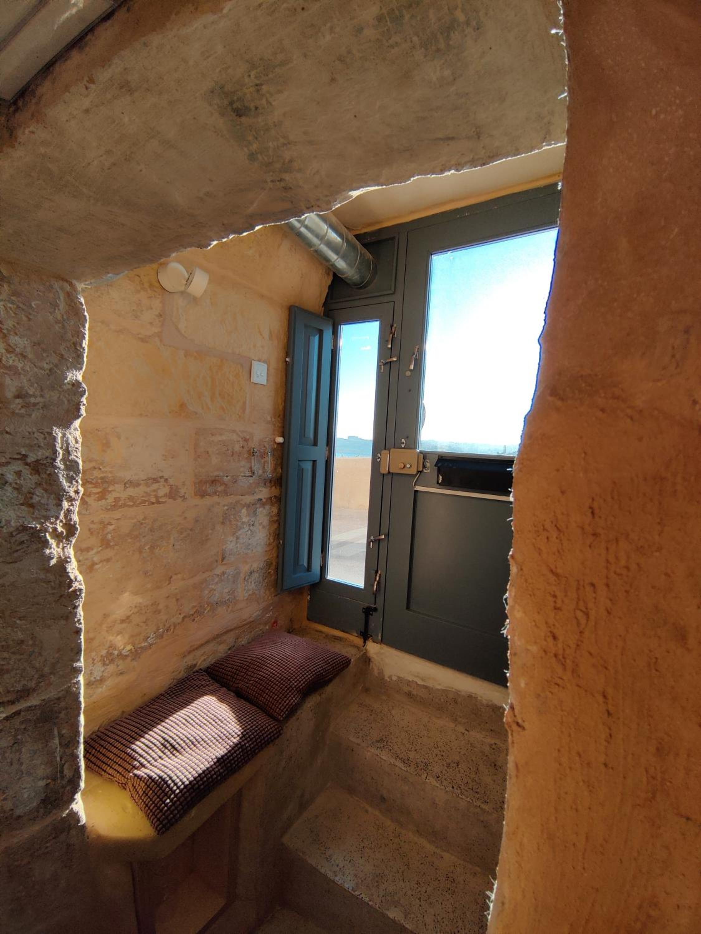 Tide 21 Savynomad Harbour Residences Valletta