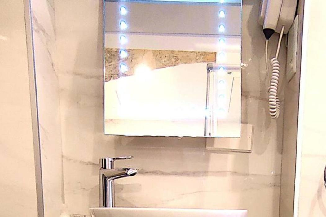 Tide 21 Savynomad Harbour Residences Valletta