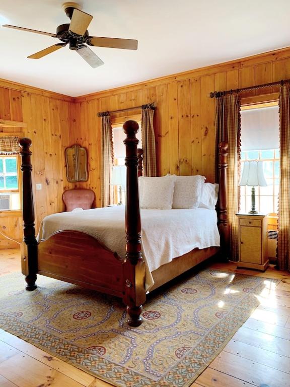 Historic Renovated Barn at Boorn Brook Farm - Manchester Vermont