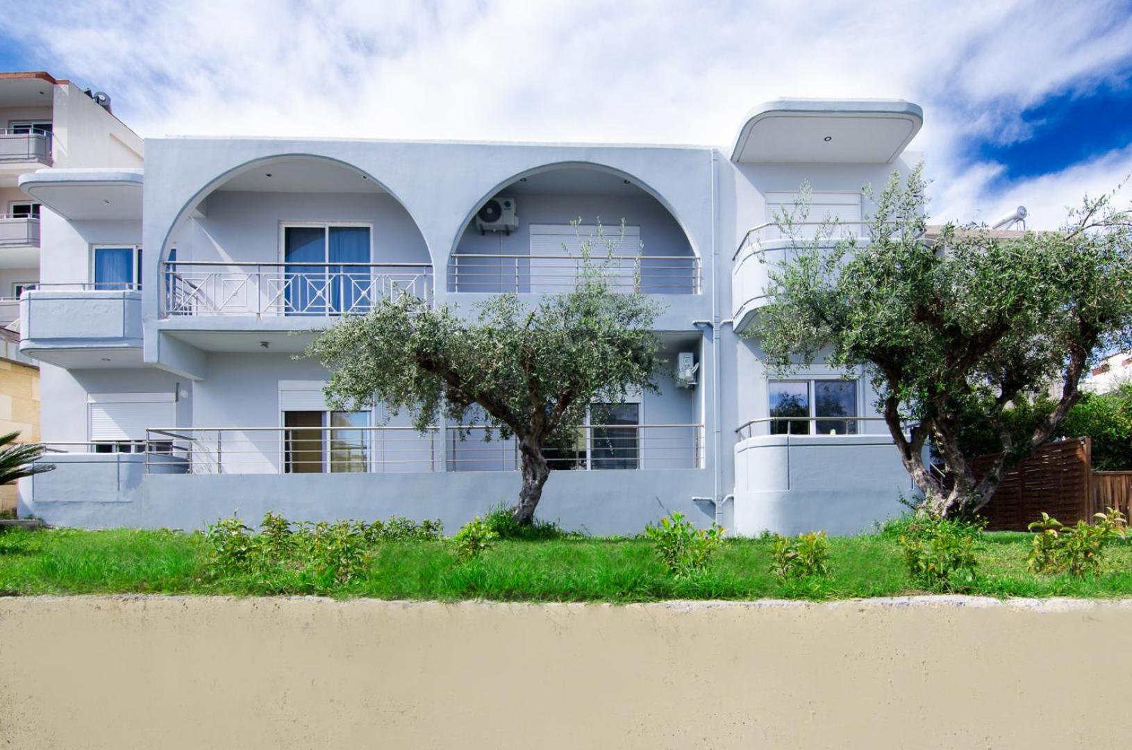 Aleanna Cozy Luxury Apartments view 5