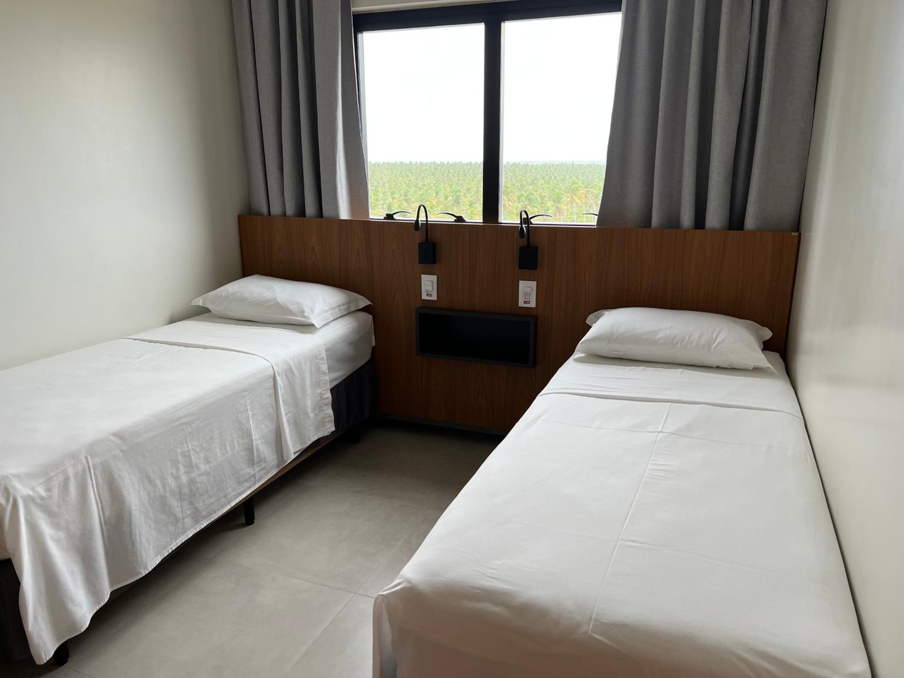 Salinas Premium Resort 2Q