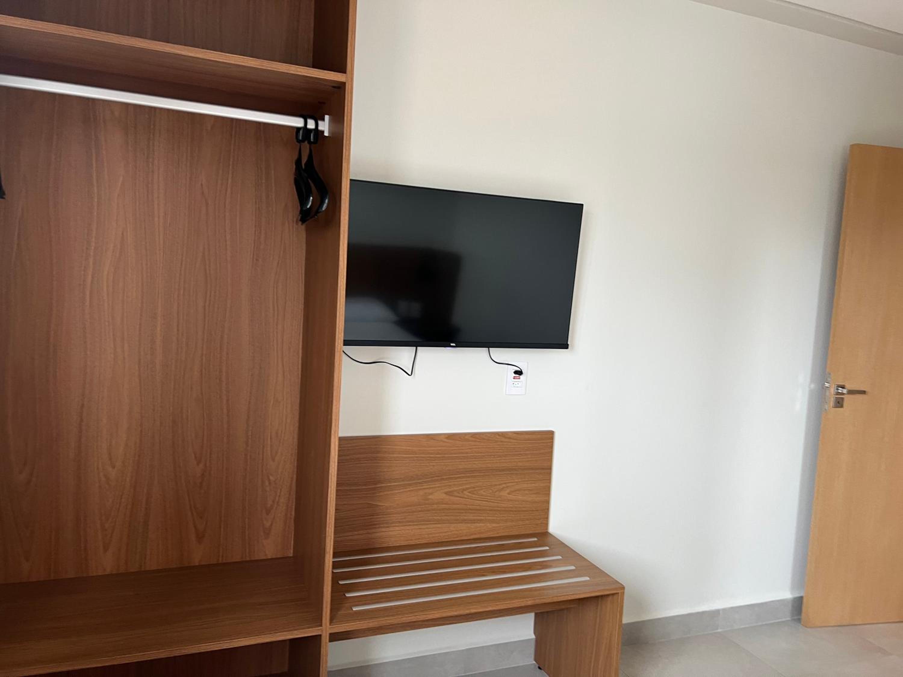 Salinas Premium Resort 2Q