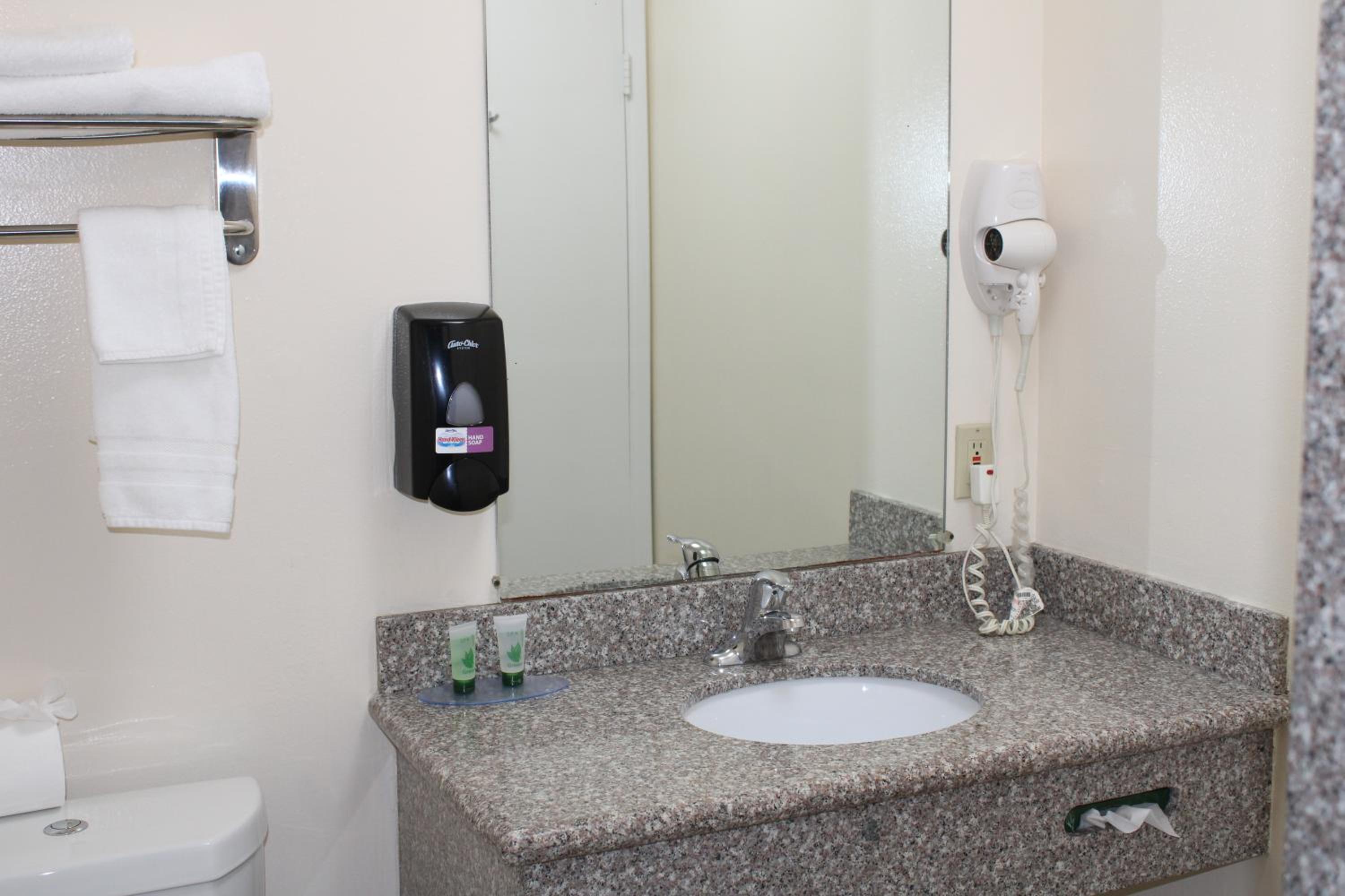 Ashland Vacations - Scottish Inns Ashland - Property Image 32