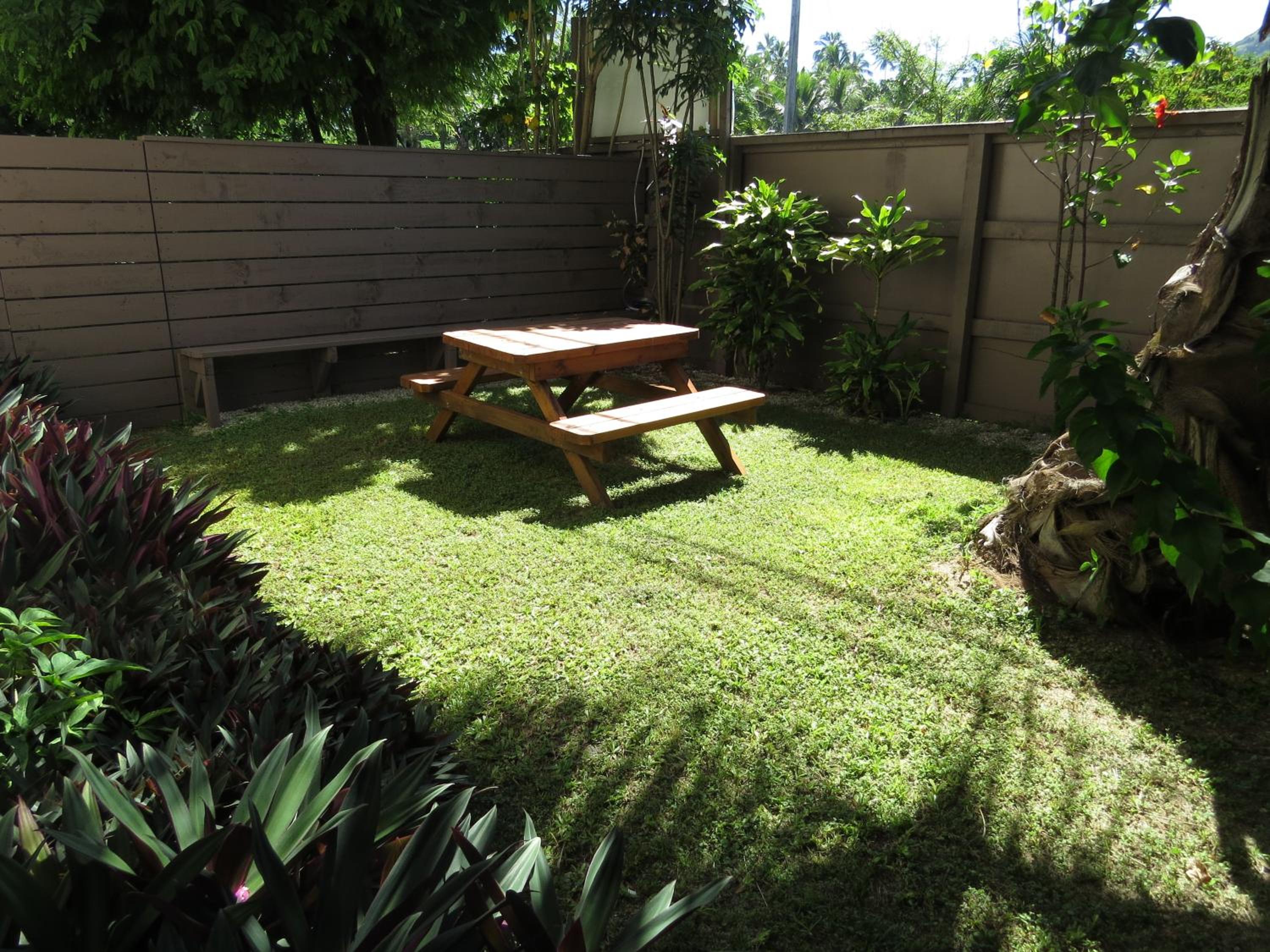 Coral Sands Apartments