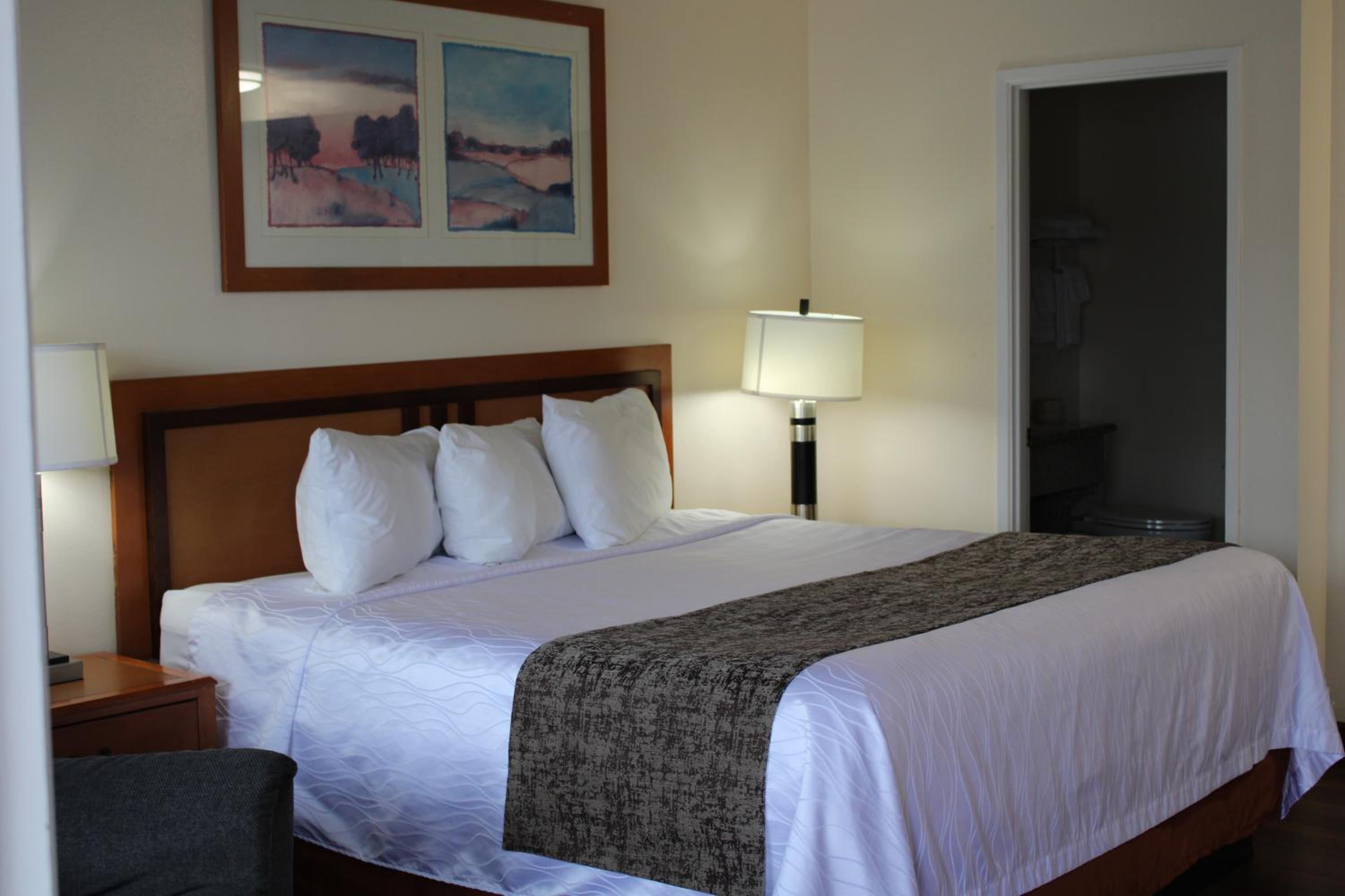 Ashland Vacations - Scottish Inns Ashland - Property Image 7