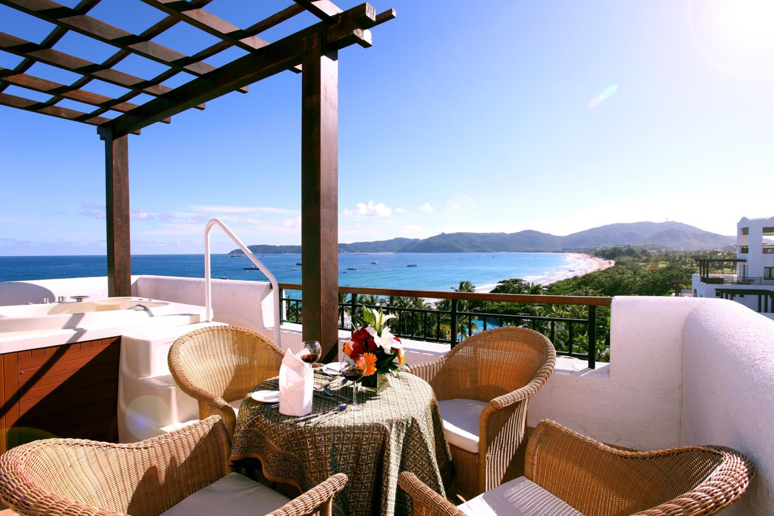 Aegean Suites Sanya Yalong Bay Resort