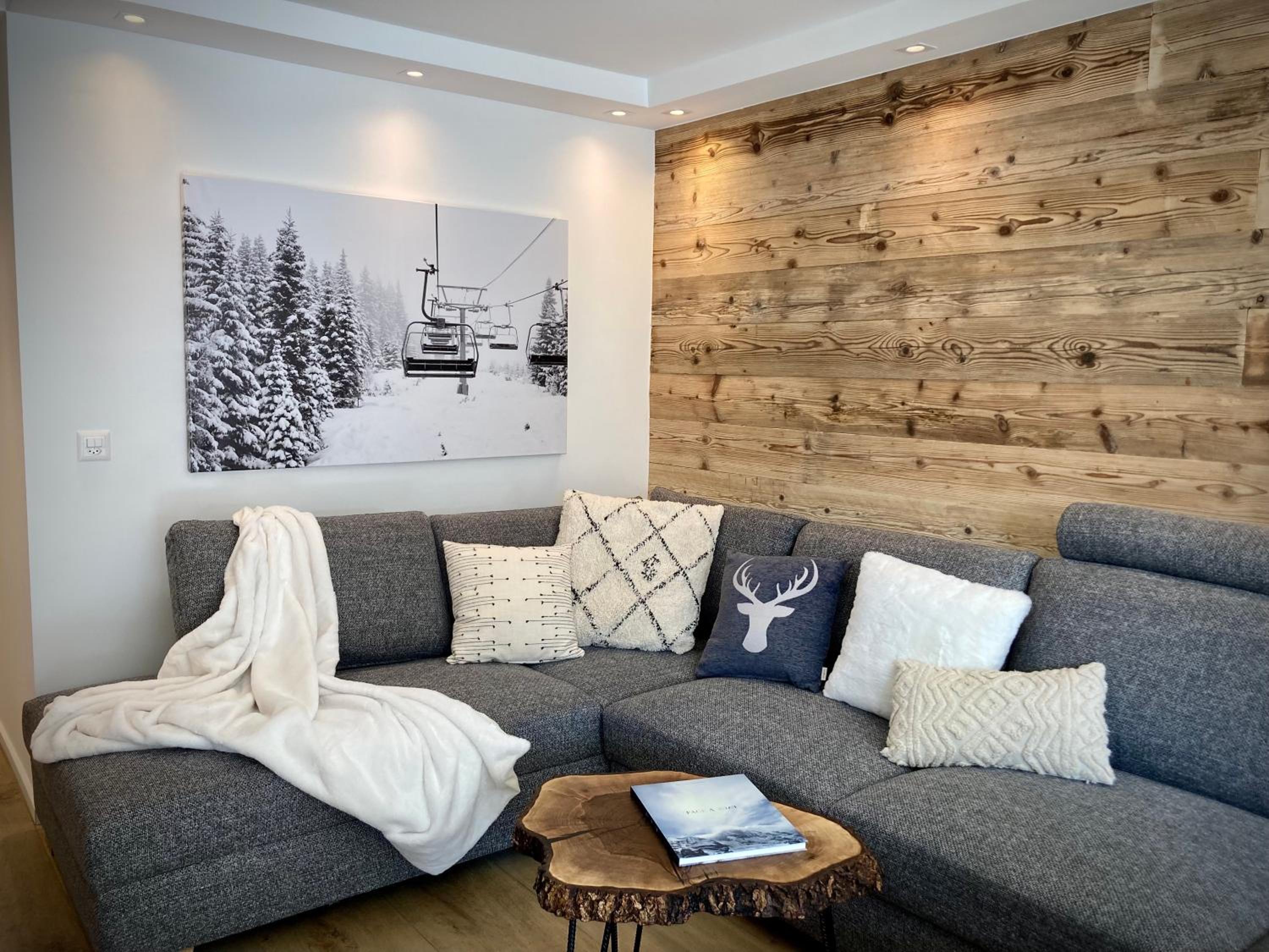 Spacious 3 Room Apartment - Family-Friendly - Central Leukerbad - Great Views
