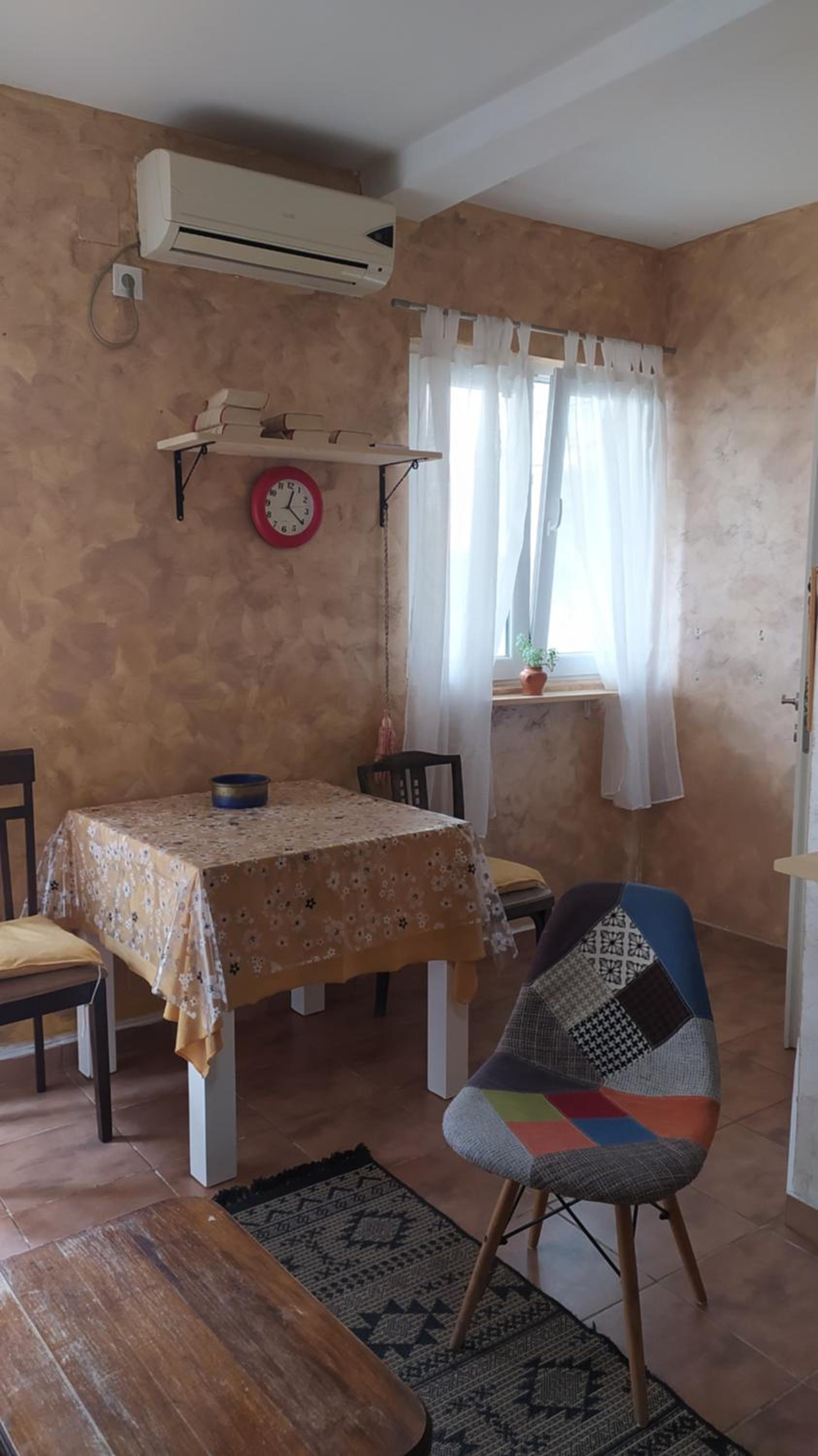 Sweet home with a jard Slavica view 4