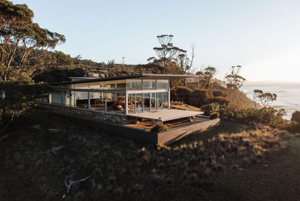 Avalon Coastal Retreat