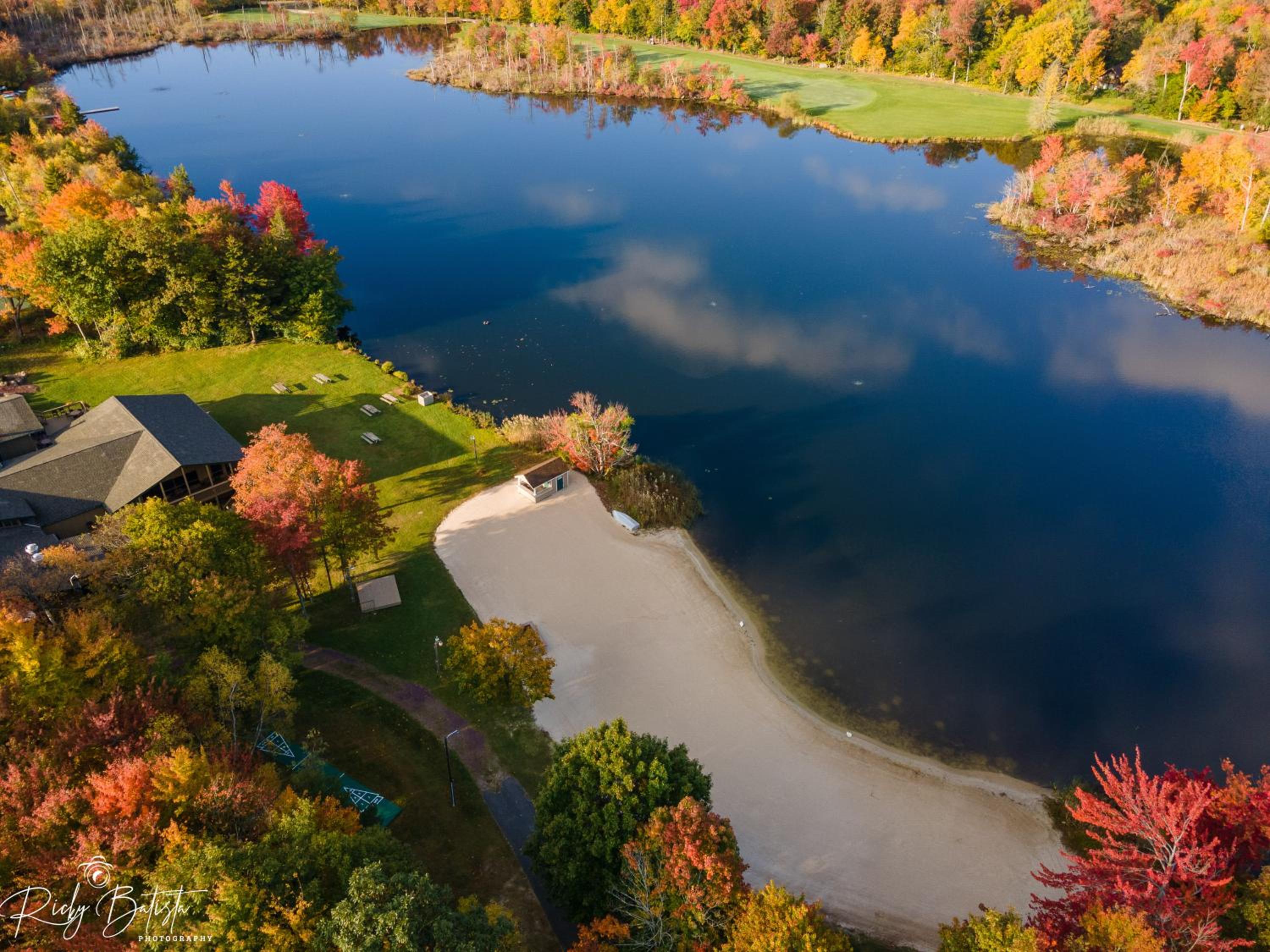 Luxury Spacious Home with some FREE Amenities and Activities! view 4