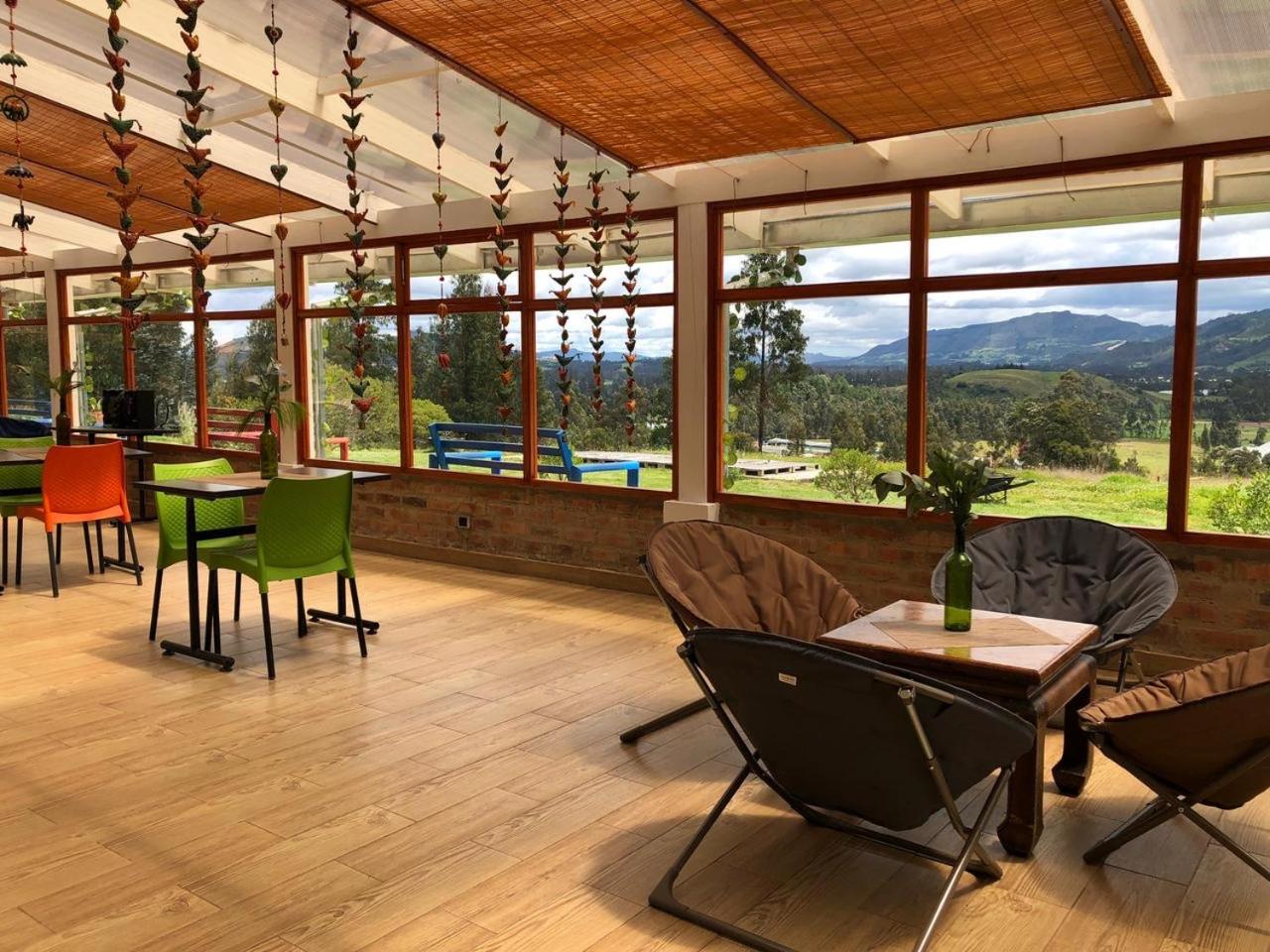 Coclí Glamping Suesca