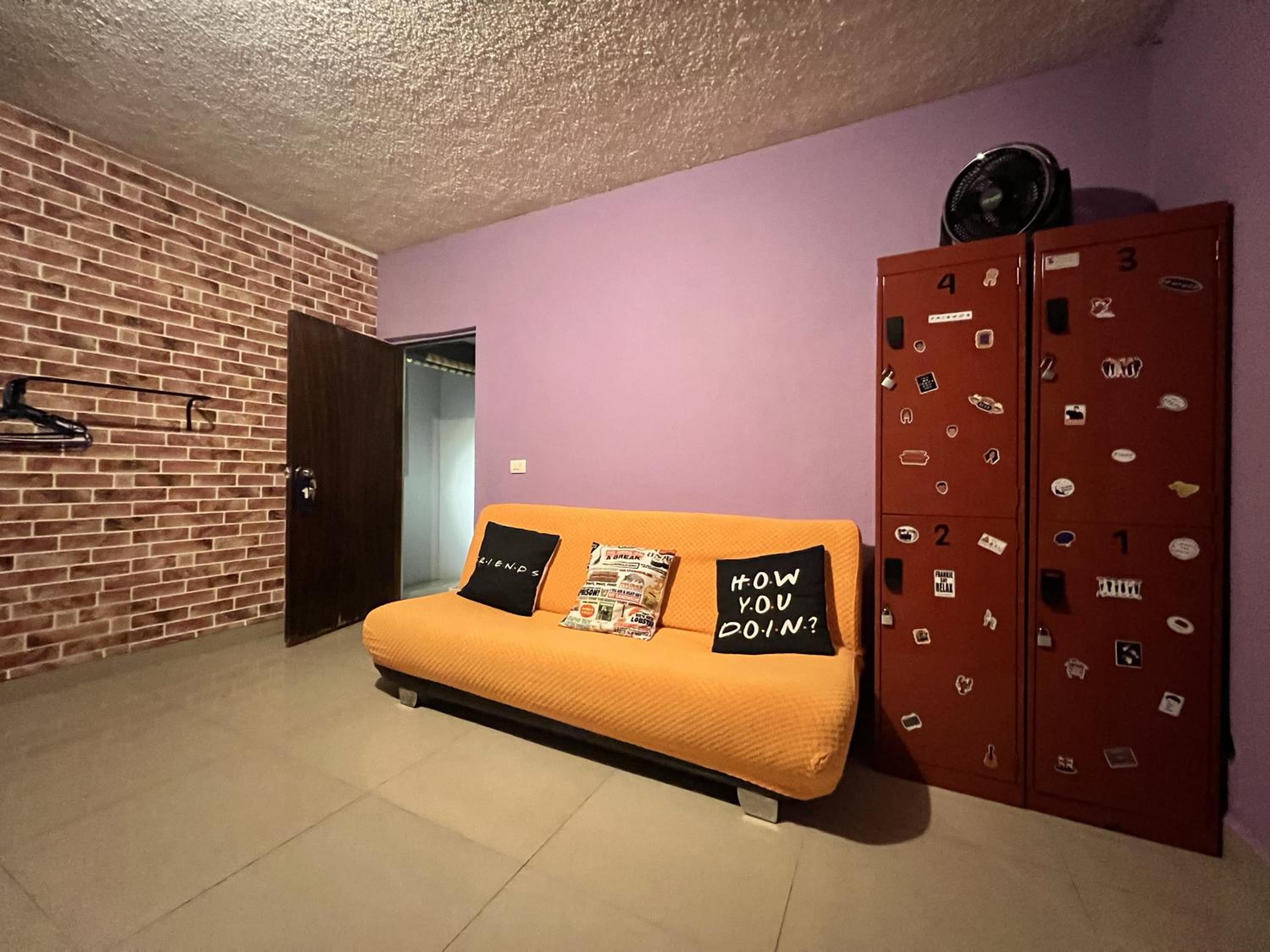 DICI Coliving Housing The Friends Room