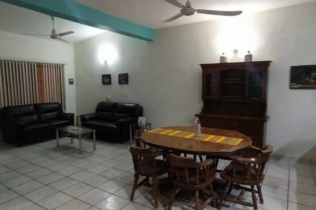 Casa Las Palmas Barra de Navidad, Jalisco. view 4