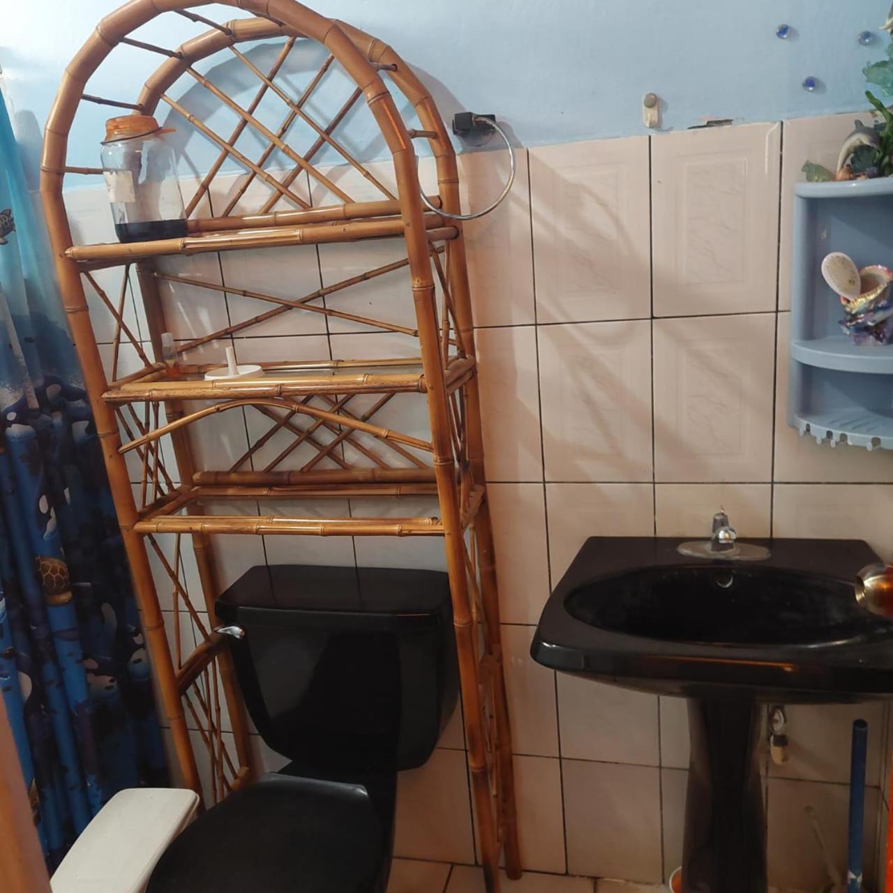 Casa Sarita - Cerca del Juan Castro, hospital y tribunales