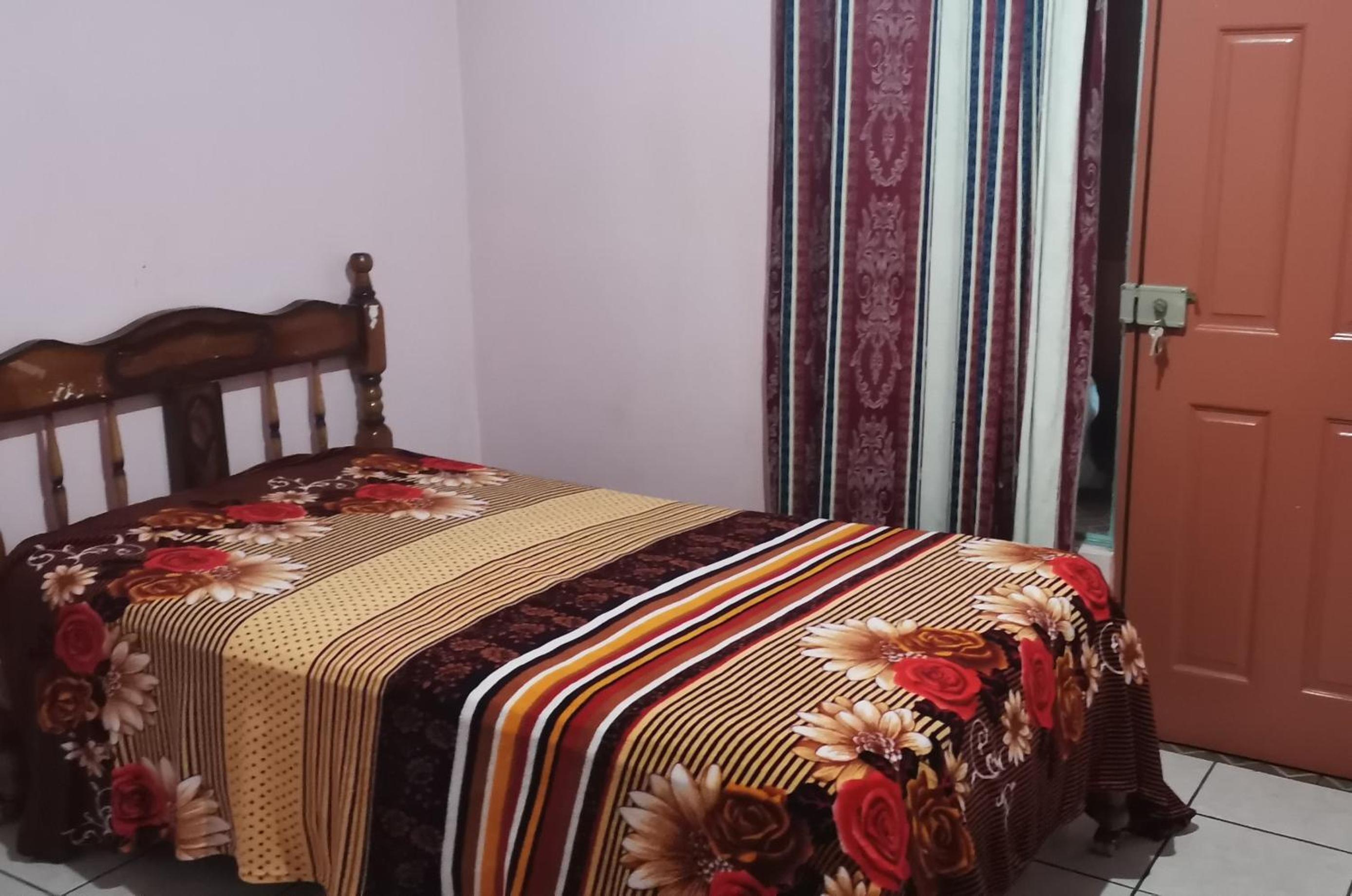 Casa Sarita - Cerca del Juan Castro, hospital y tribunales