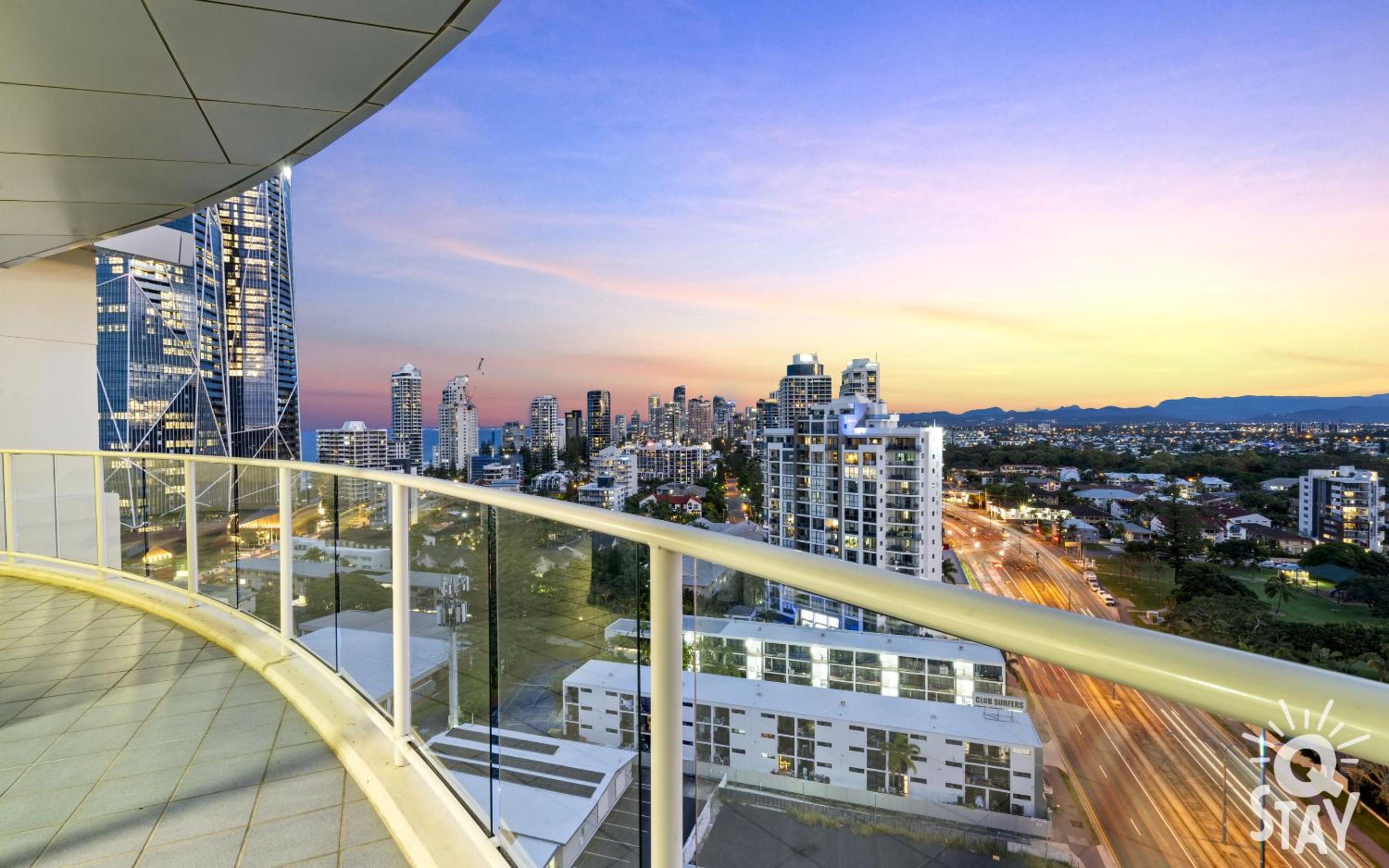 Wings Penthouses - QStay