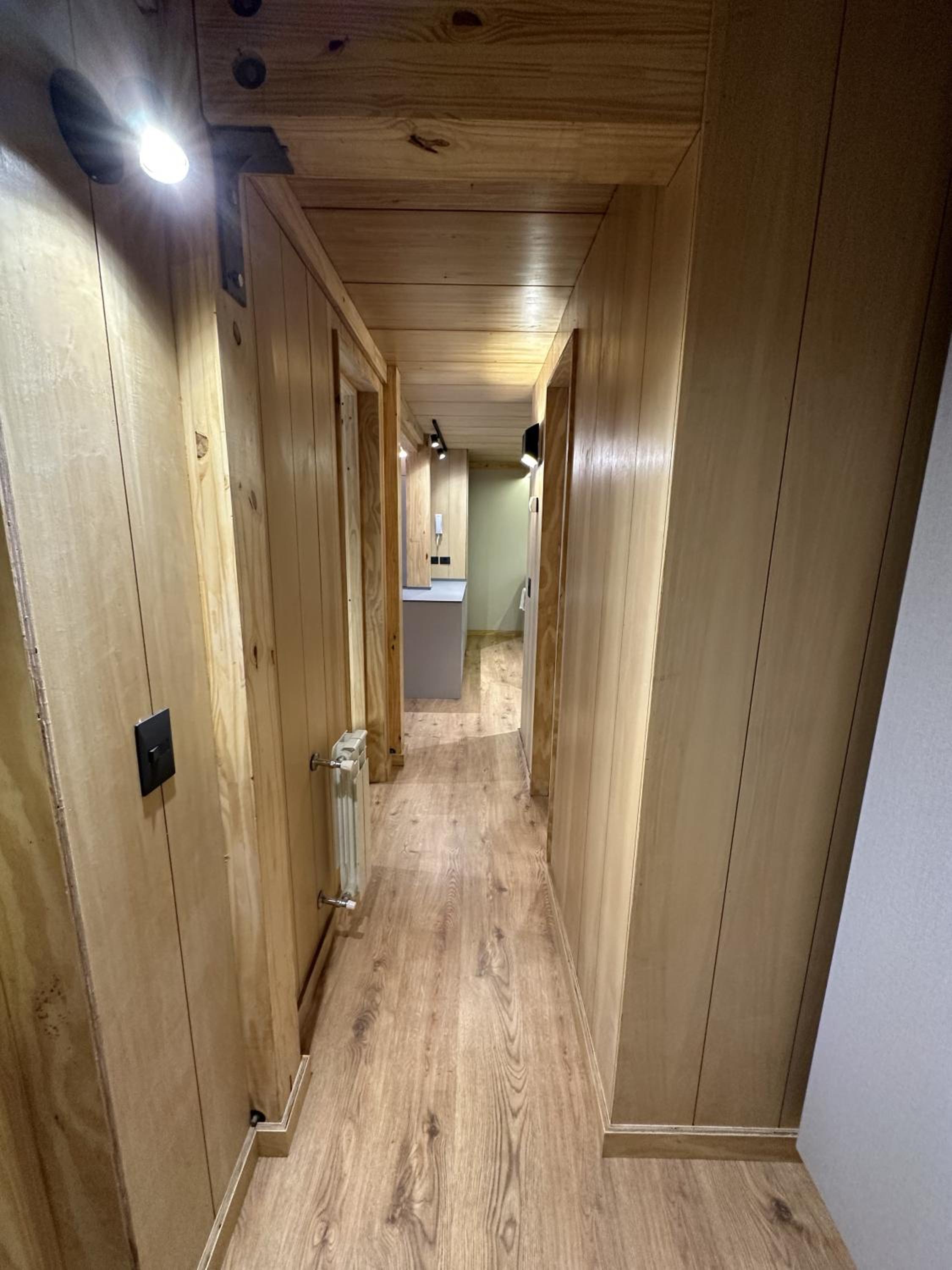 Hermoso departamento de 3 ambientes con amplio jardin. 1V5