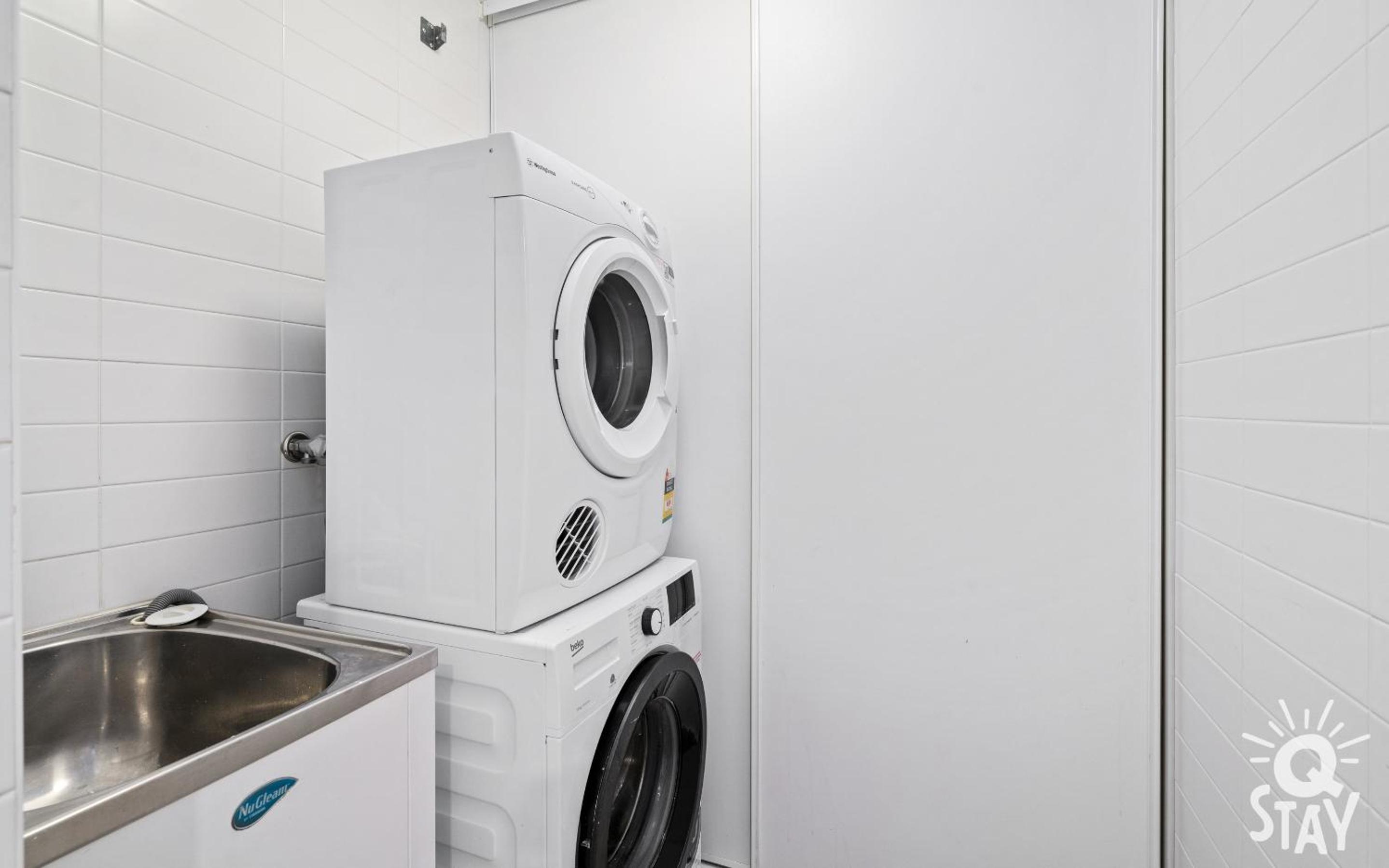 Wings Apartments - Q Stay