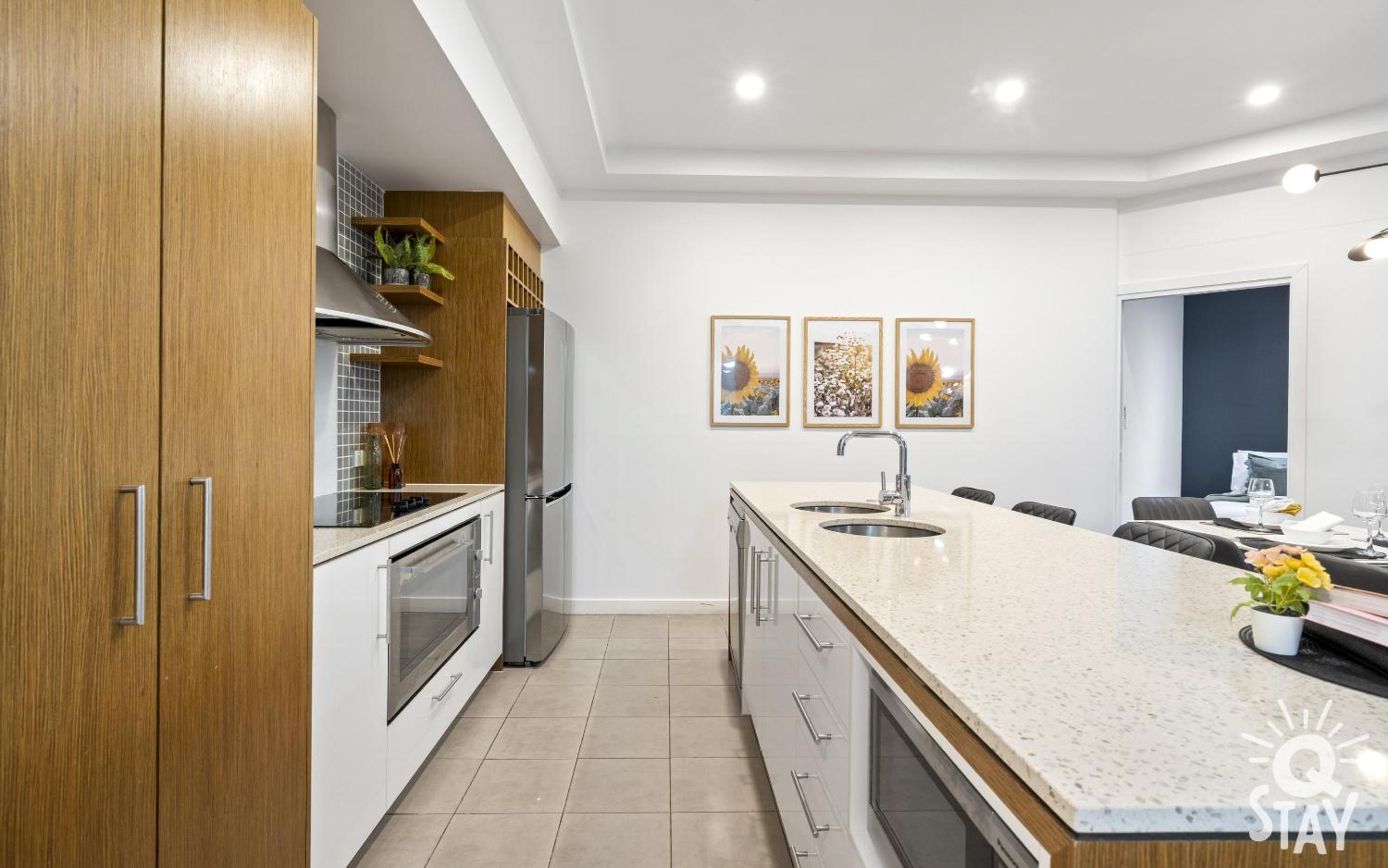 Wings Apartments - Q Stay