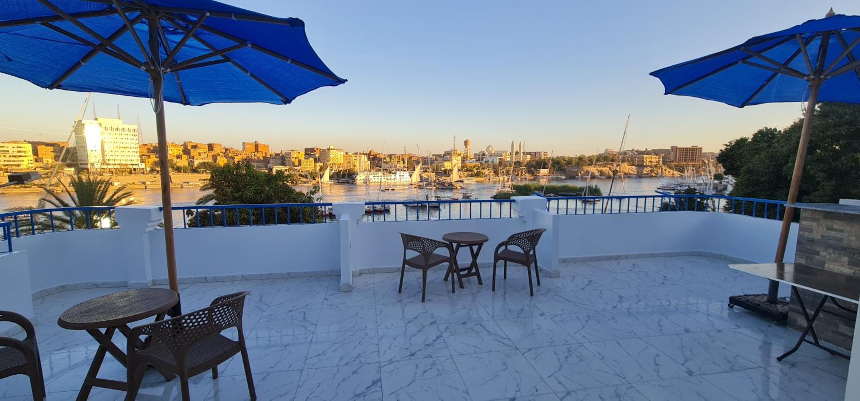 La Terrace