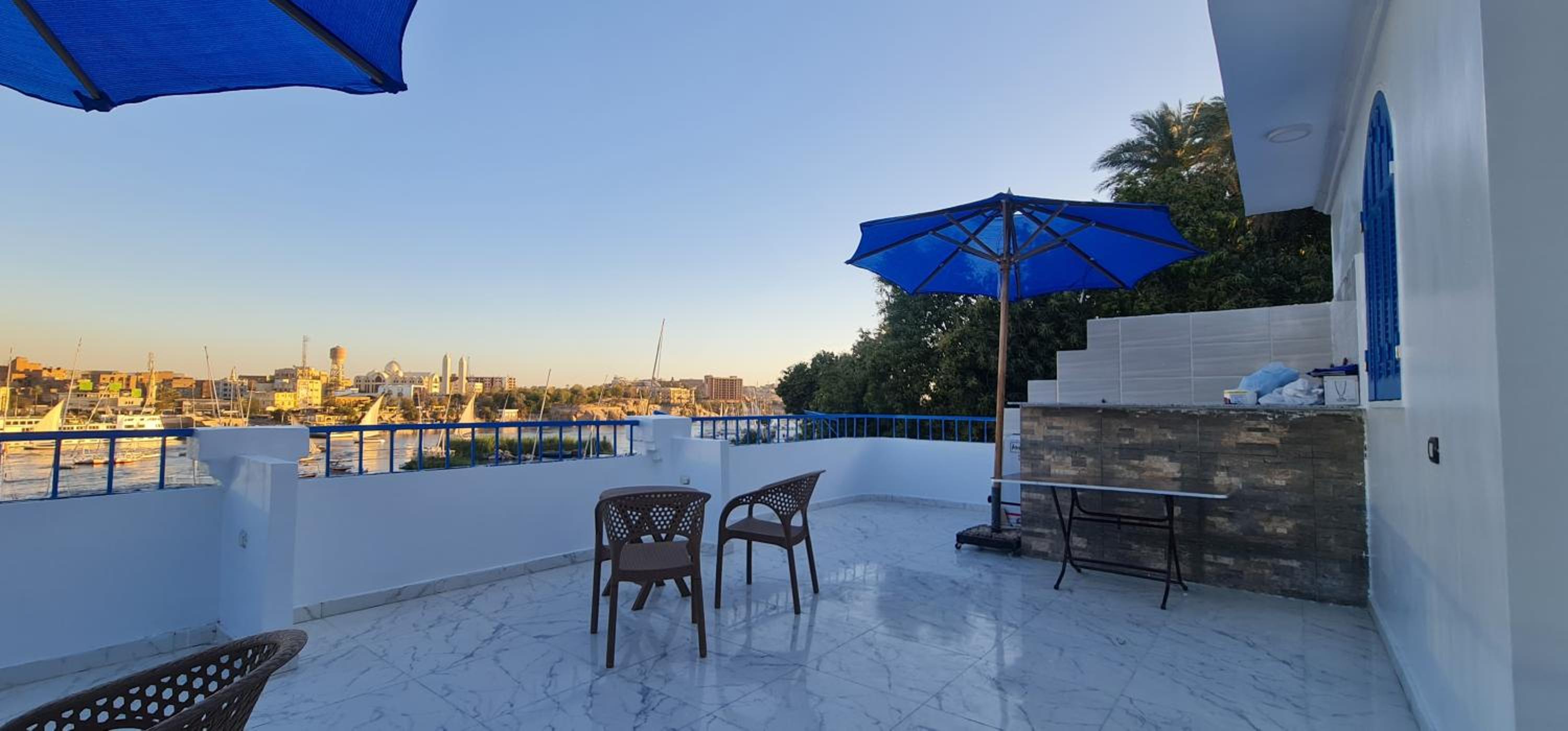La Terrace