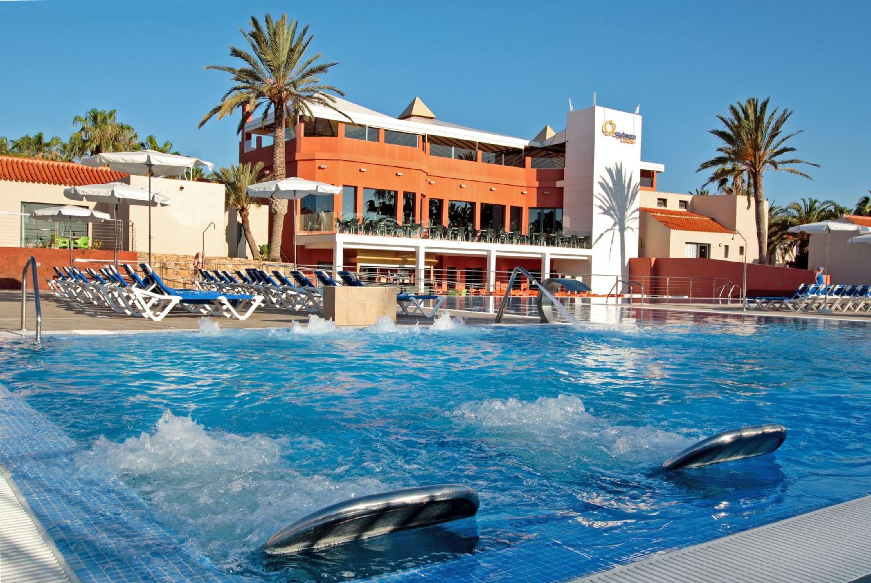 Hotel Caybeach Caleta - Image 1