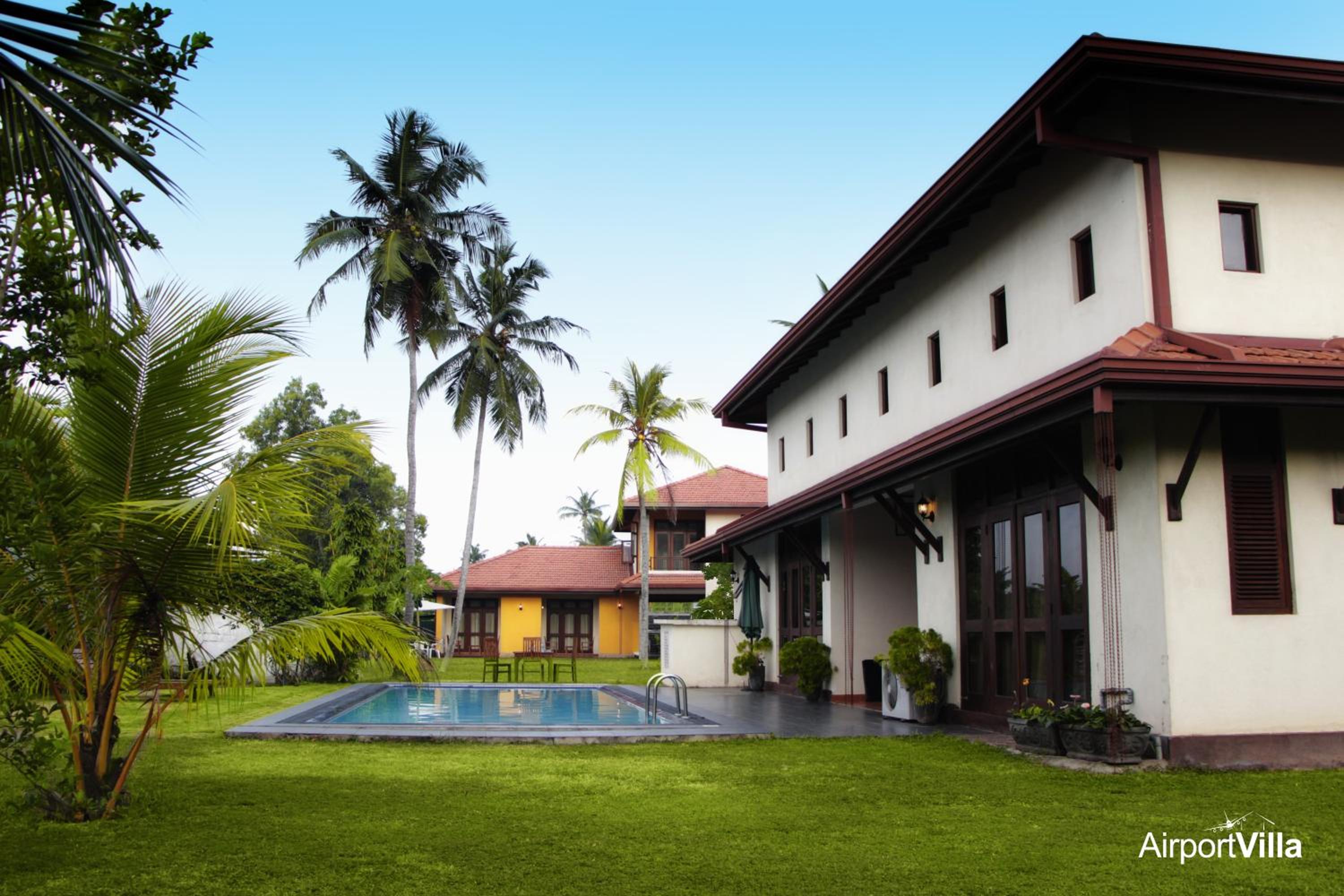 Airport Villa