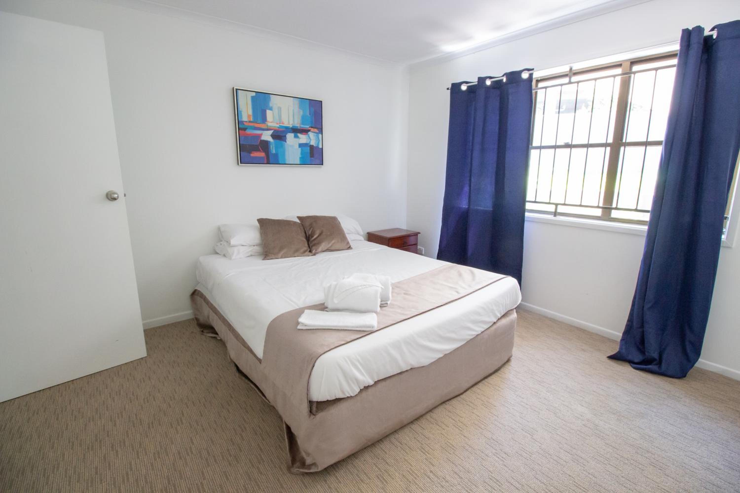 Caloundra Central Apartment Hotel Official