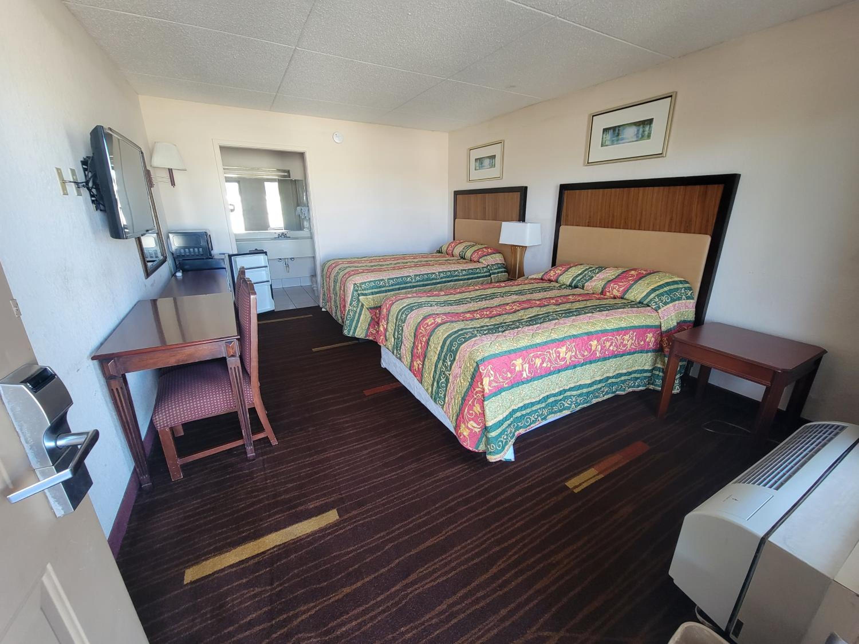 Decatur Vacations - Studio 9 Inn  Suites - Property Image 4