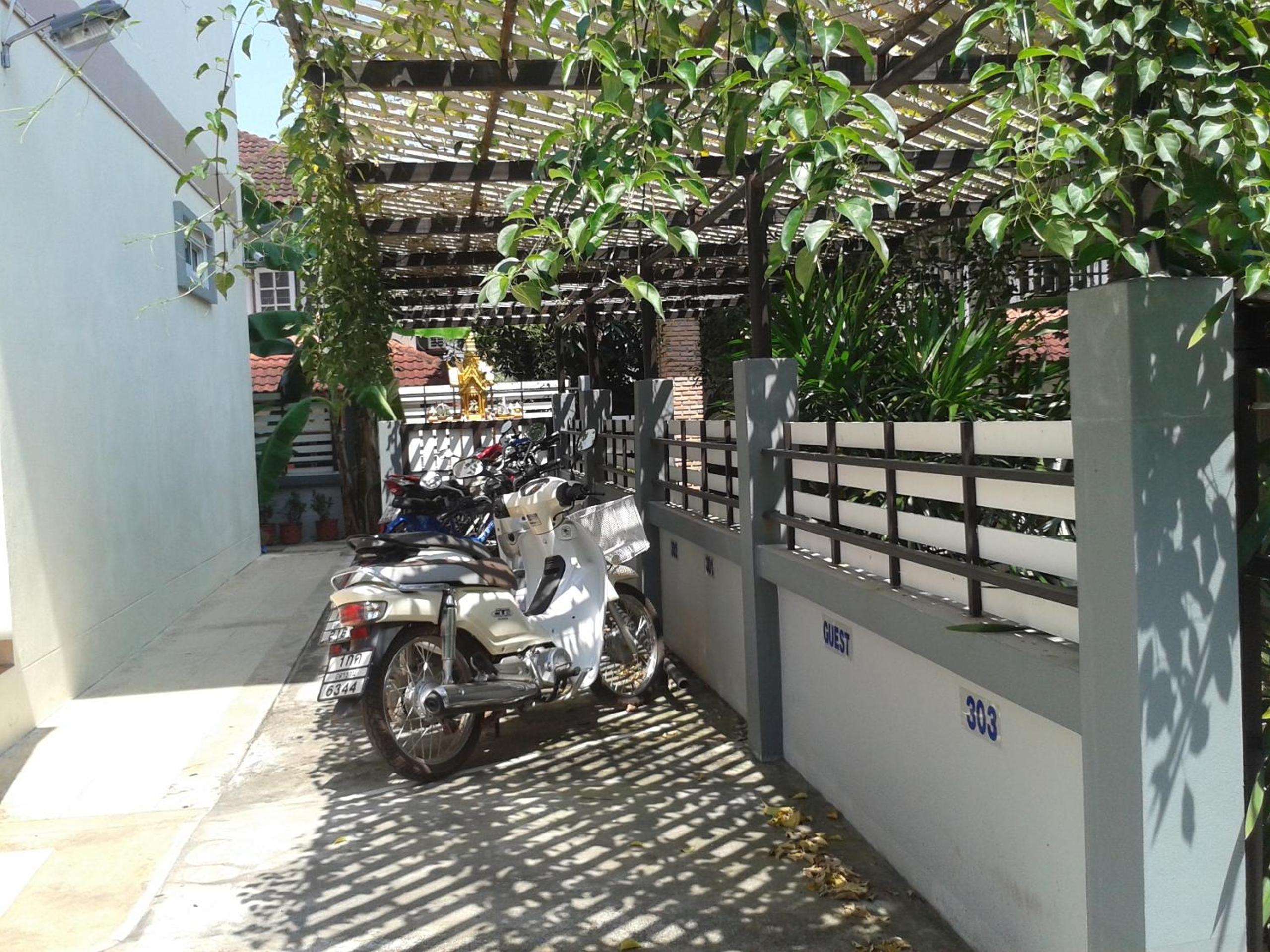 Santipran Place