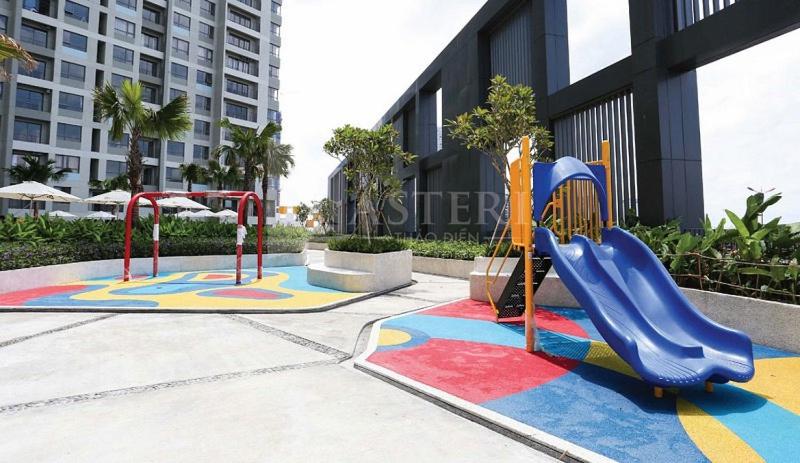 MonMon Apt - Masteri Thao Dien 2BR- Landmark 81 & pool view