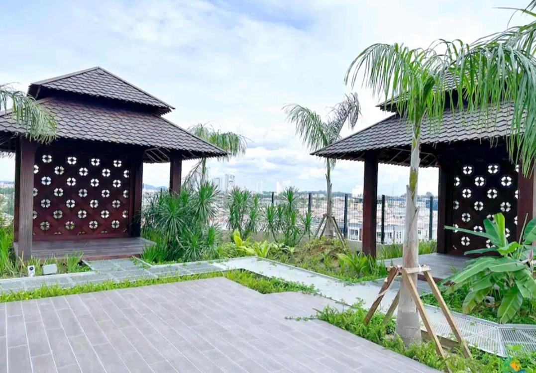 NEW Cozy Seaview Bali Residences Studio 4pax near Jonker