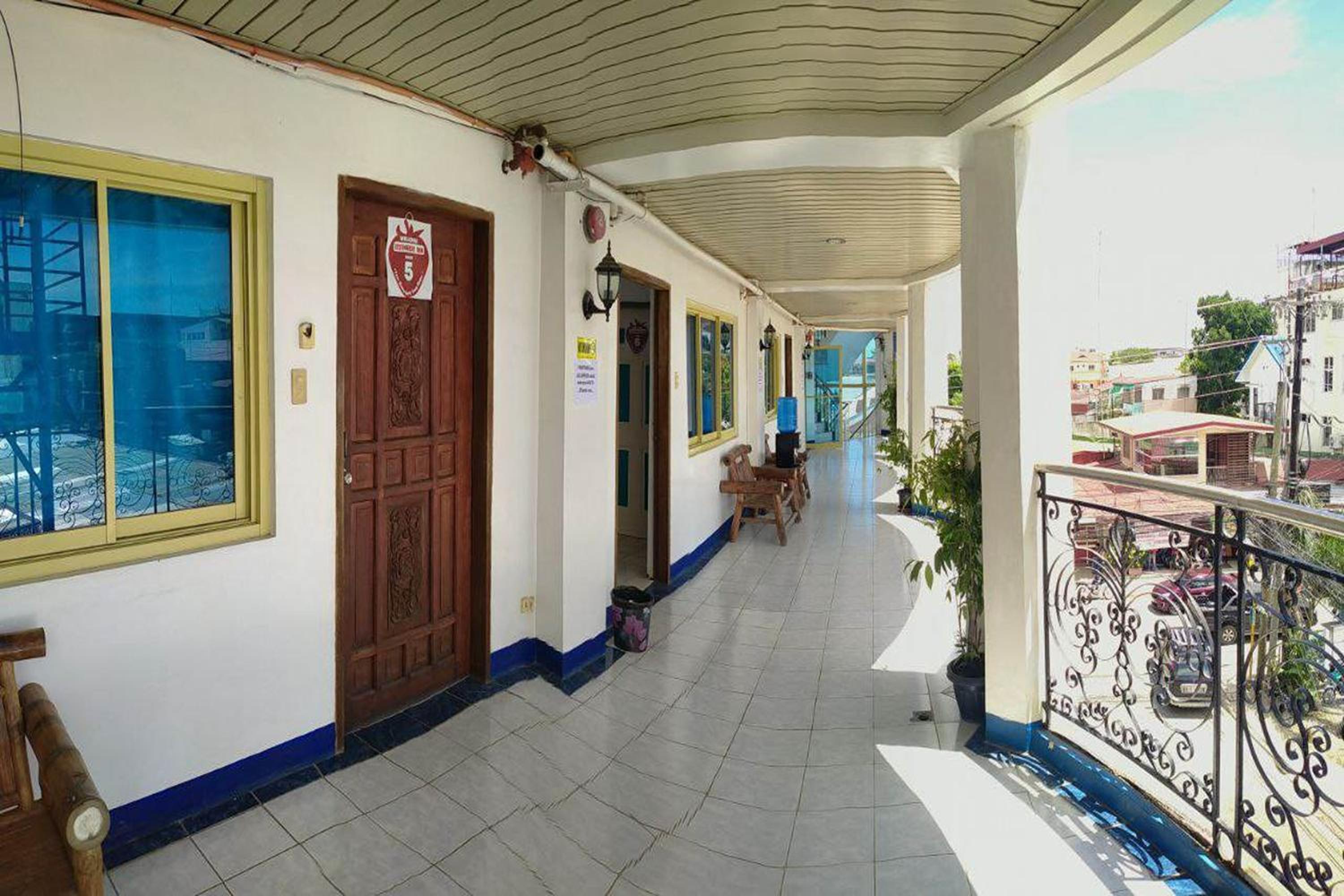 Photo 7